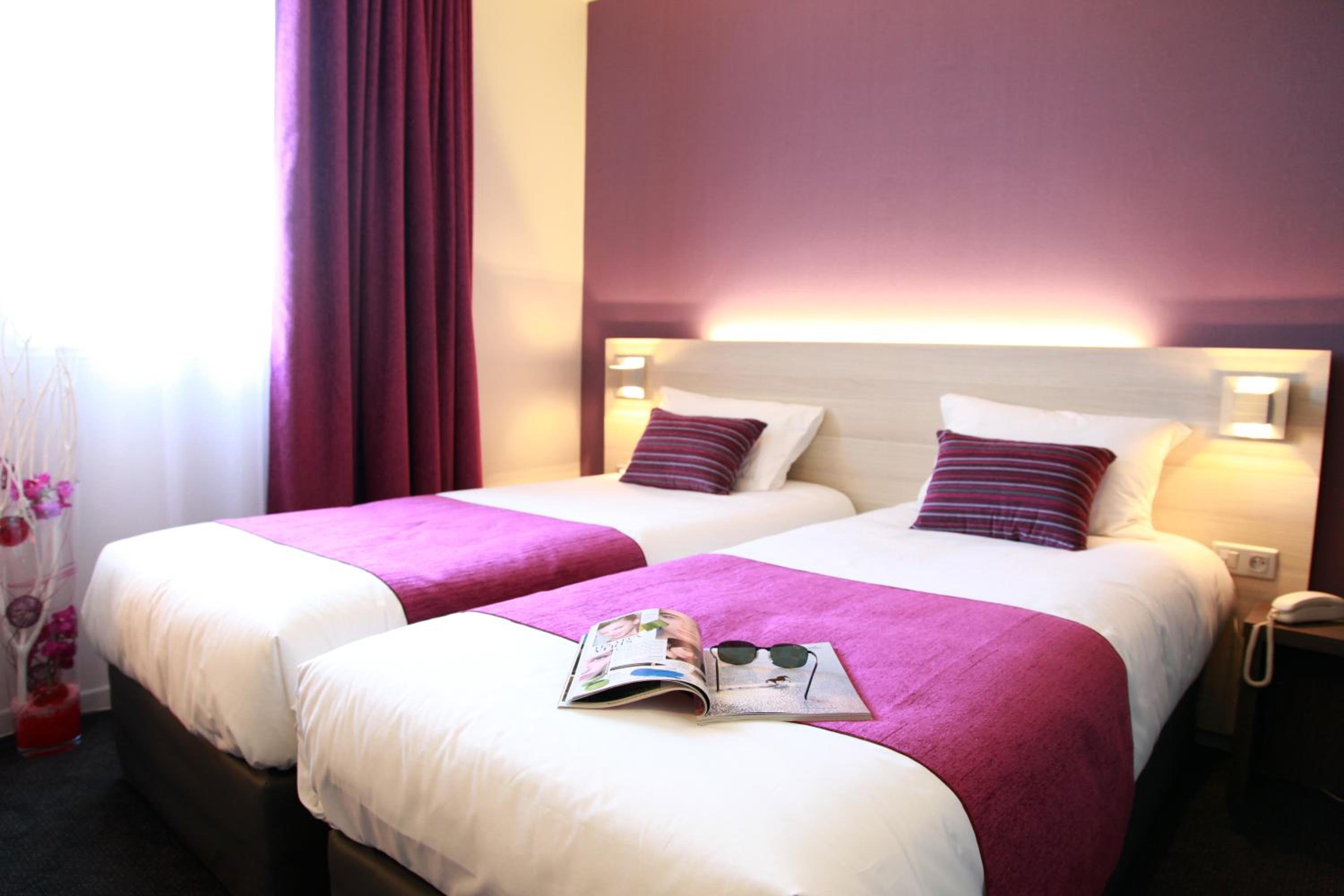 Two Adjacent Double Rooms photo 2