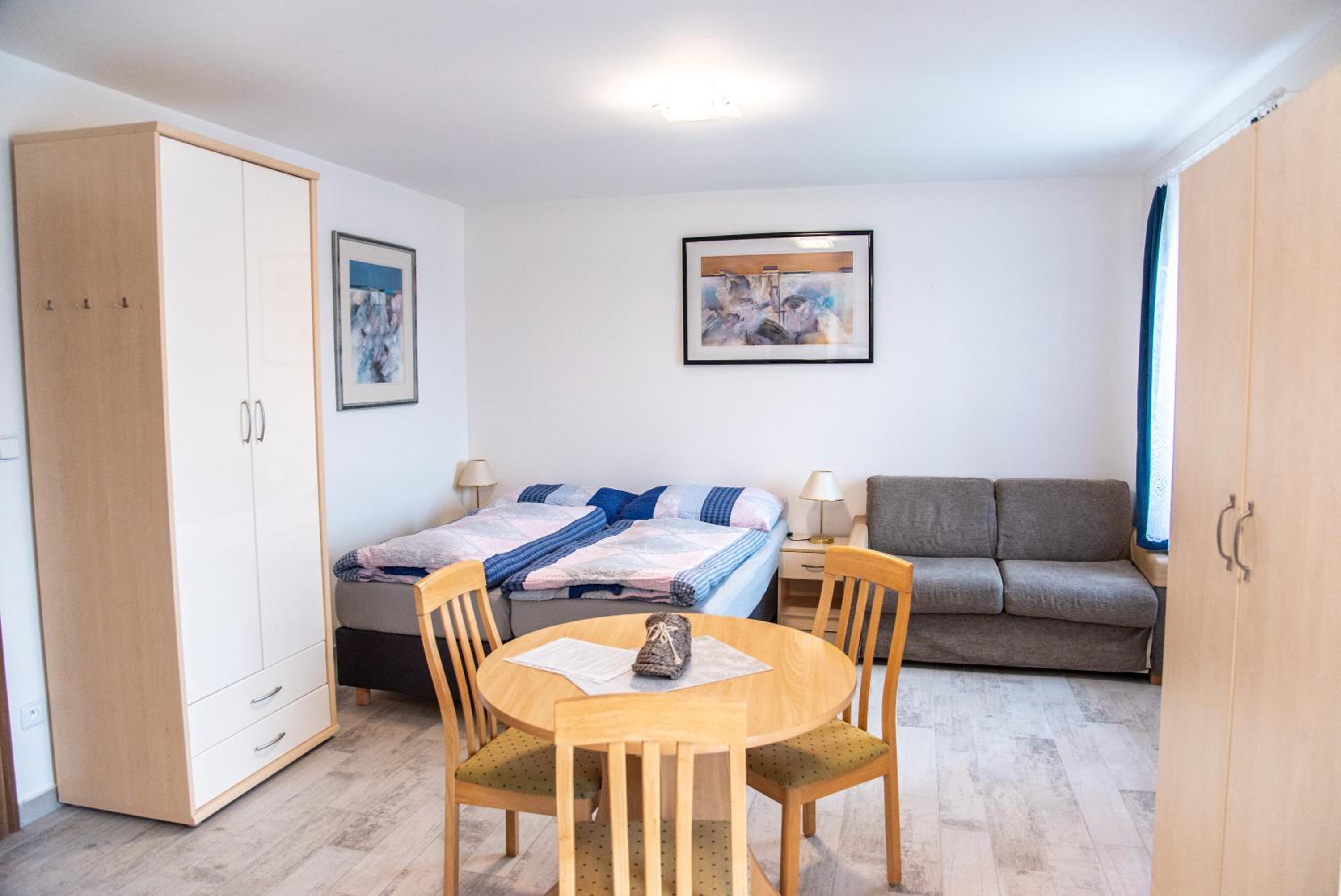 Apartment photo 1