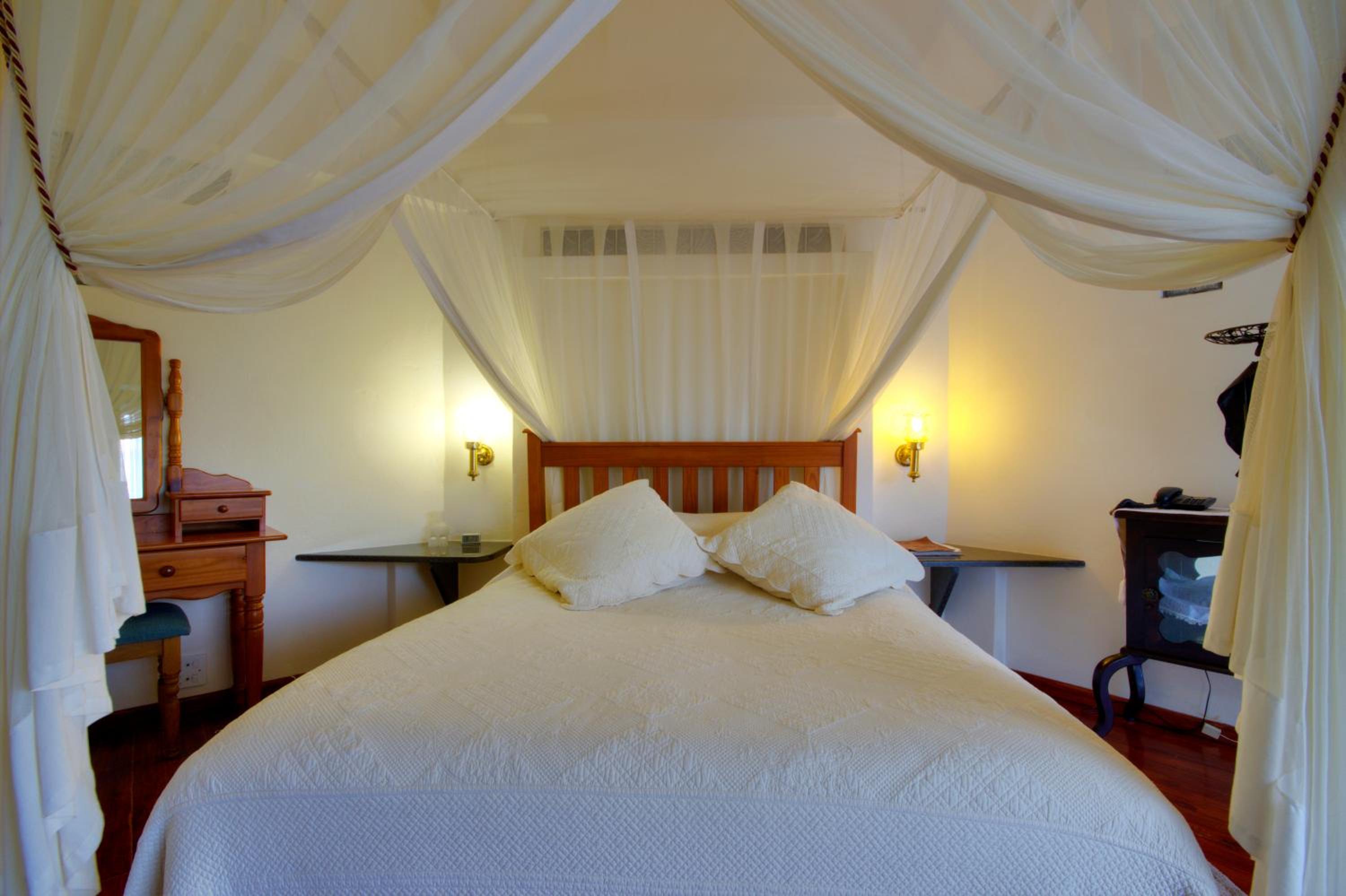 Deluxe Family Room (2 Adults + 3 Children) - Photo 5