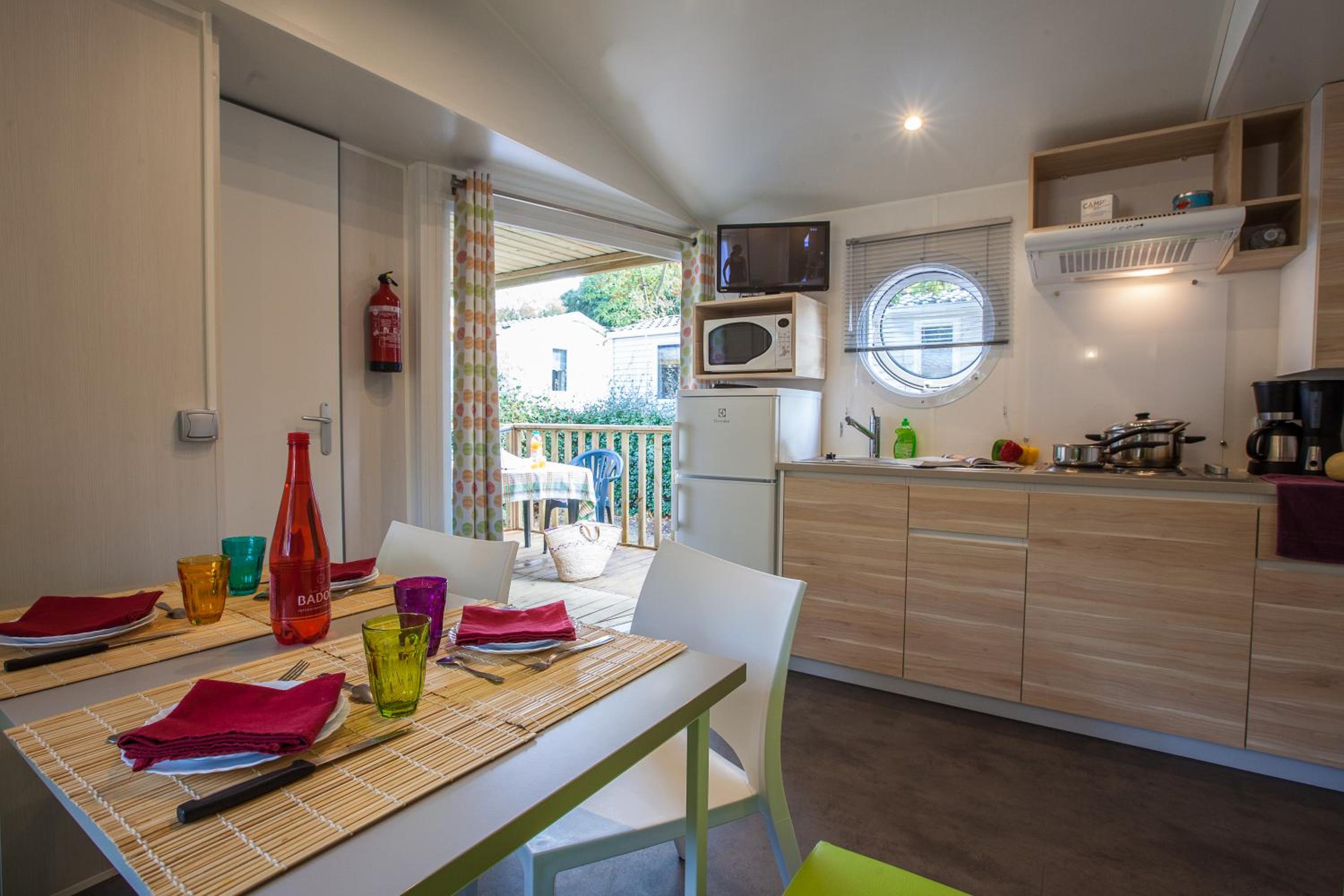 Mobile Home Loggia 4-6 People photo 2
