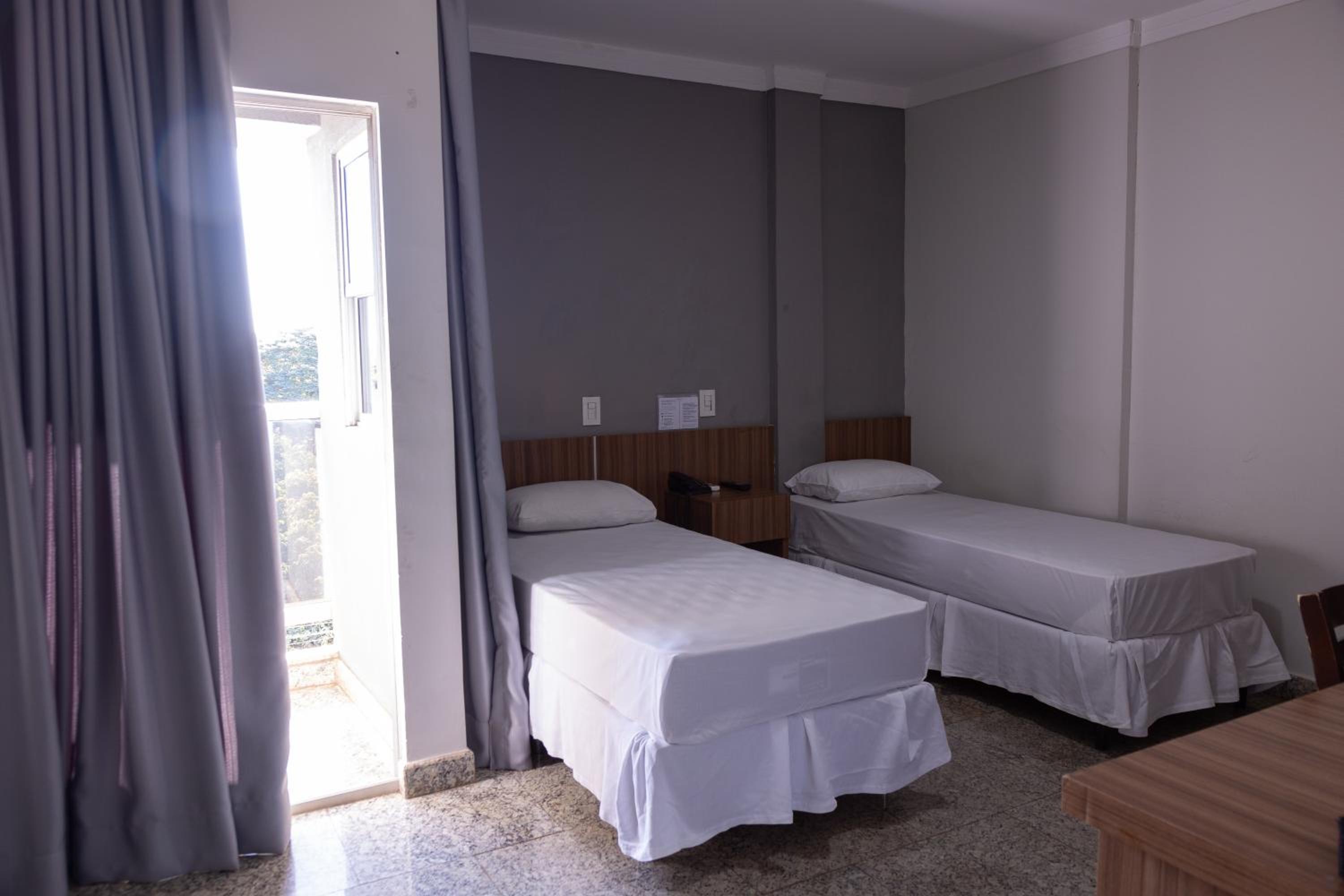 Superior Twin Room - Photo 4
