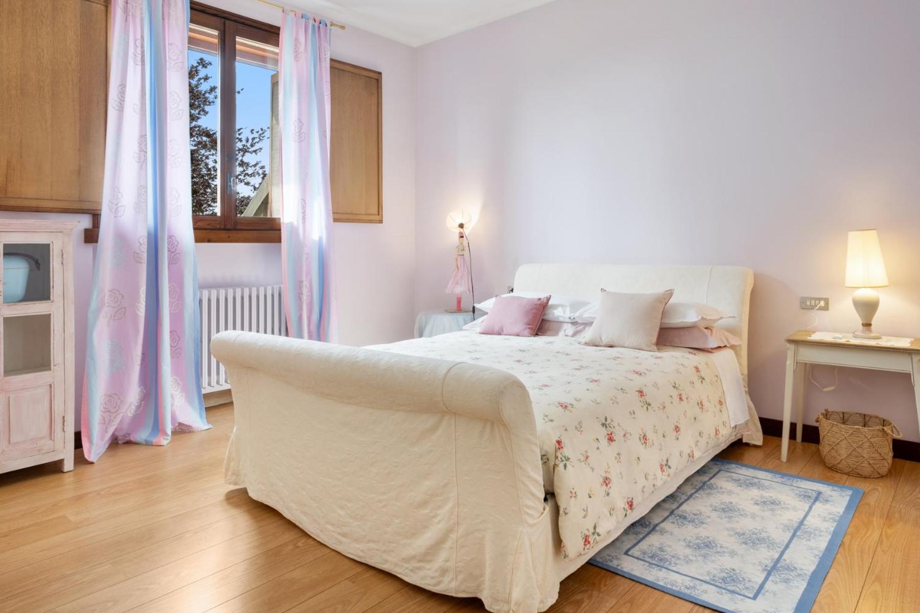 Deluxe Double Room with Extra Bed photo 2