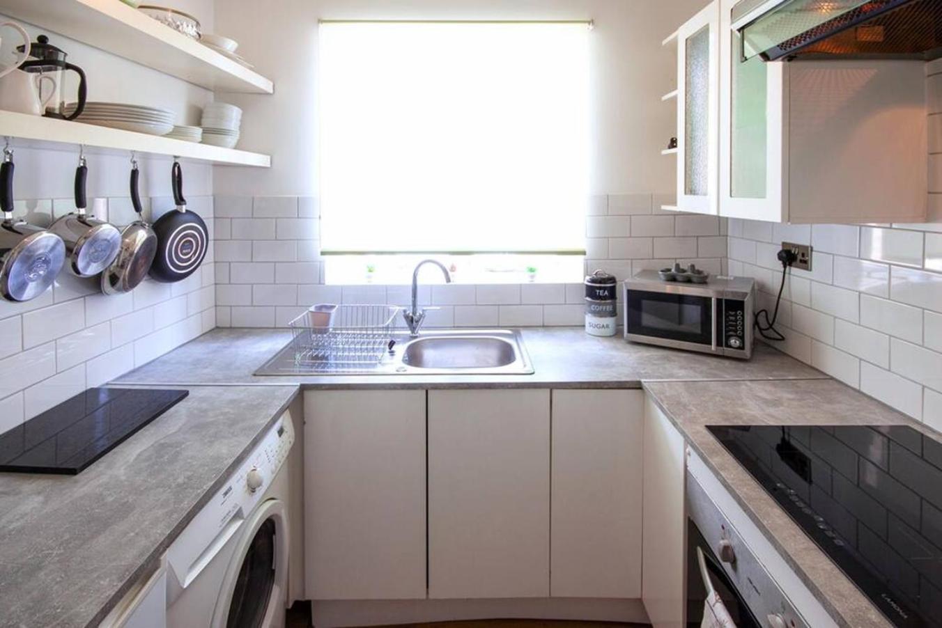 Apartment with Sea View photo 2