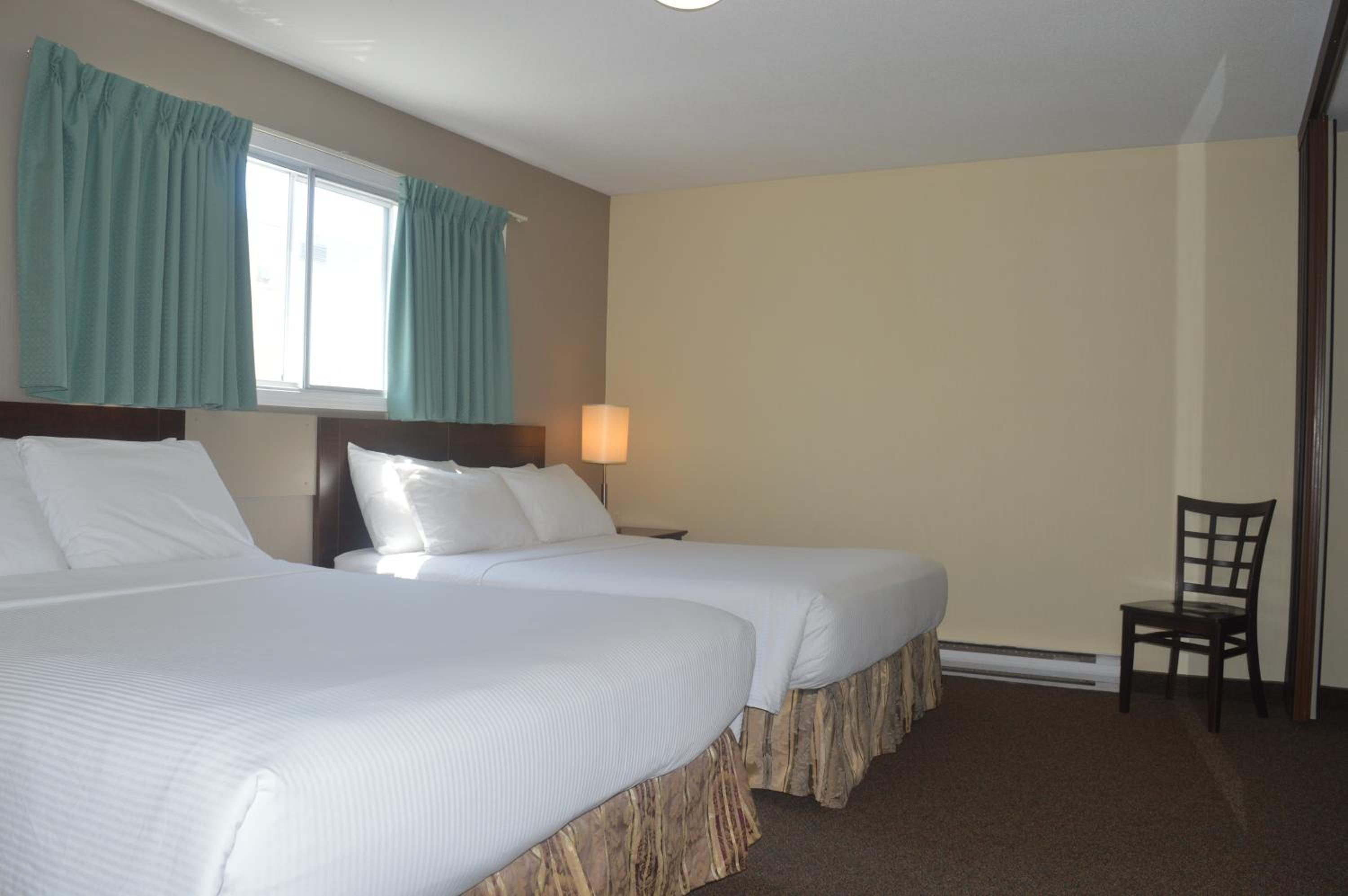 Family Room with Balcony, photo 7