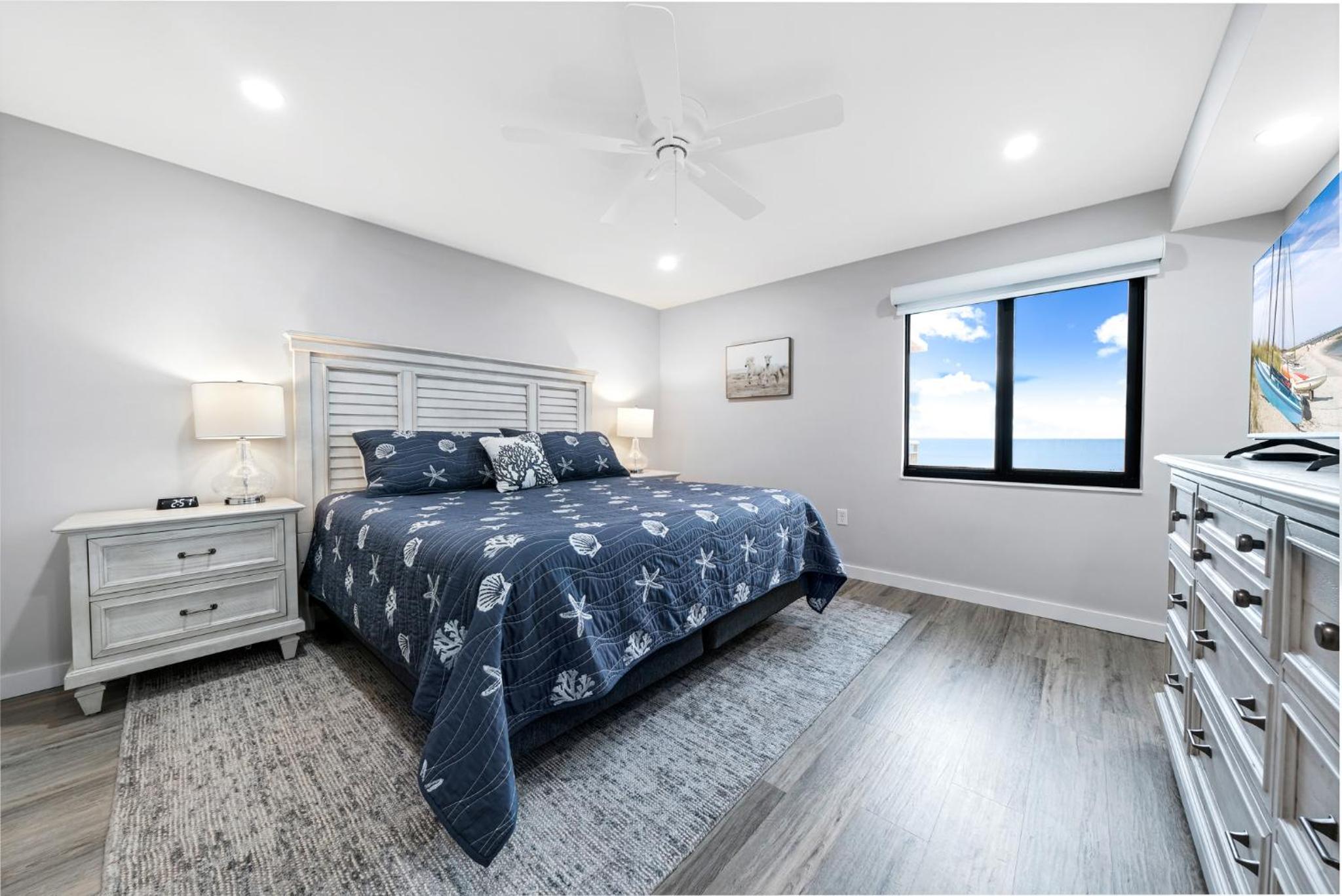 Apartment with Sea View photo 2