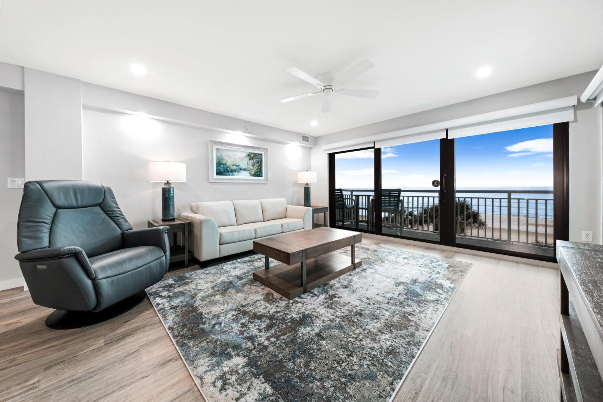 Apartment with Sea View photo 1