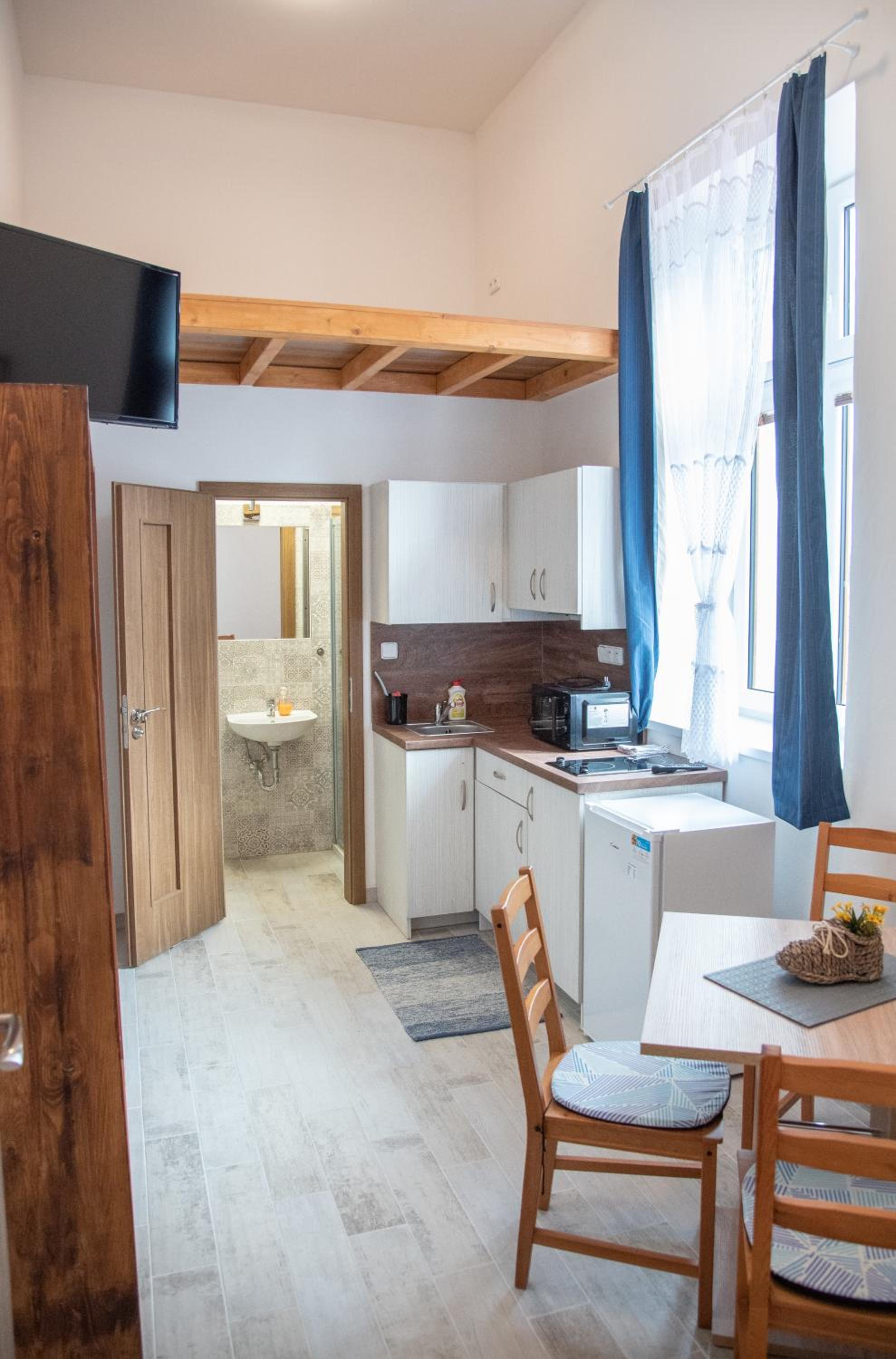 Maisonette - Photo 8