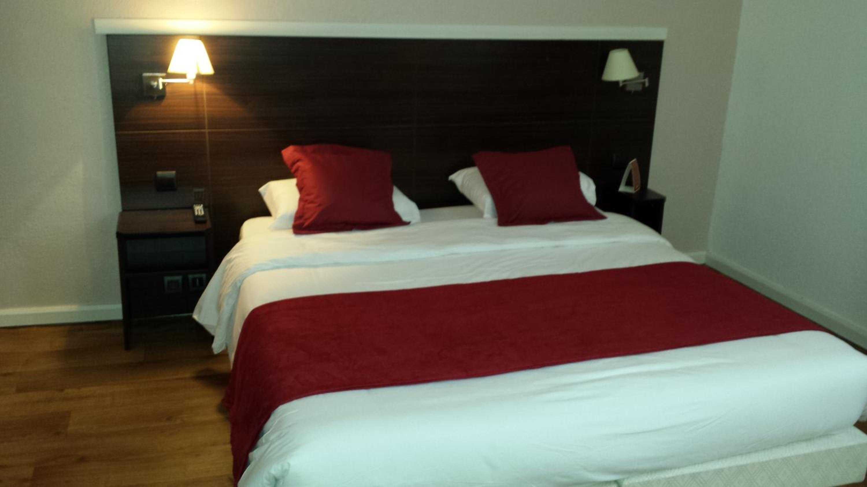 Double Room - Photo 13