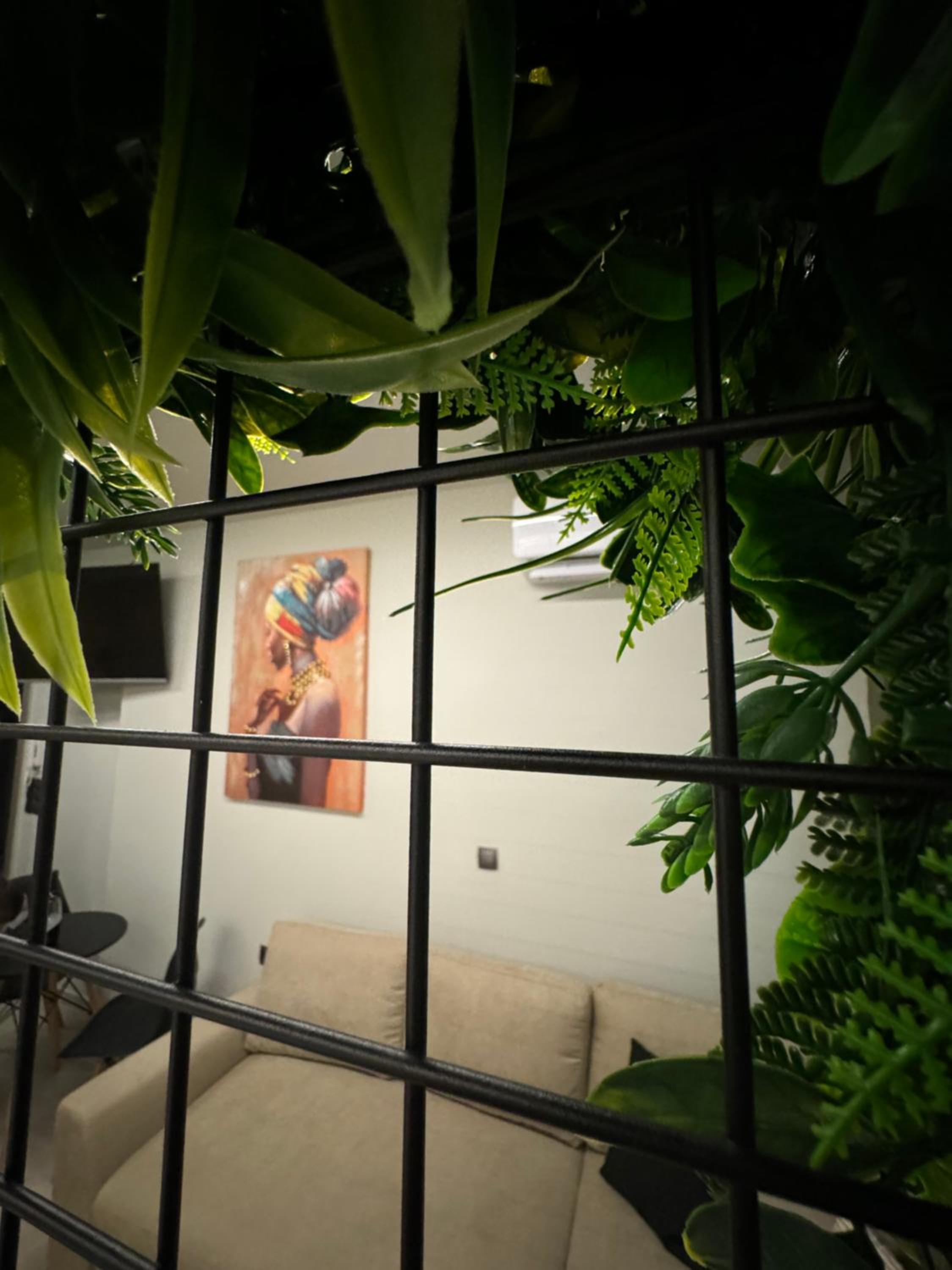 Superior One-Bedroom Apartment