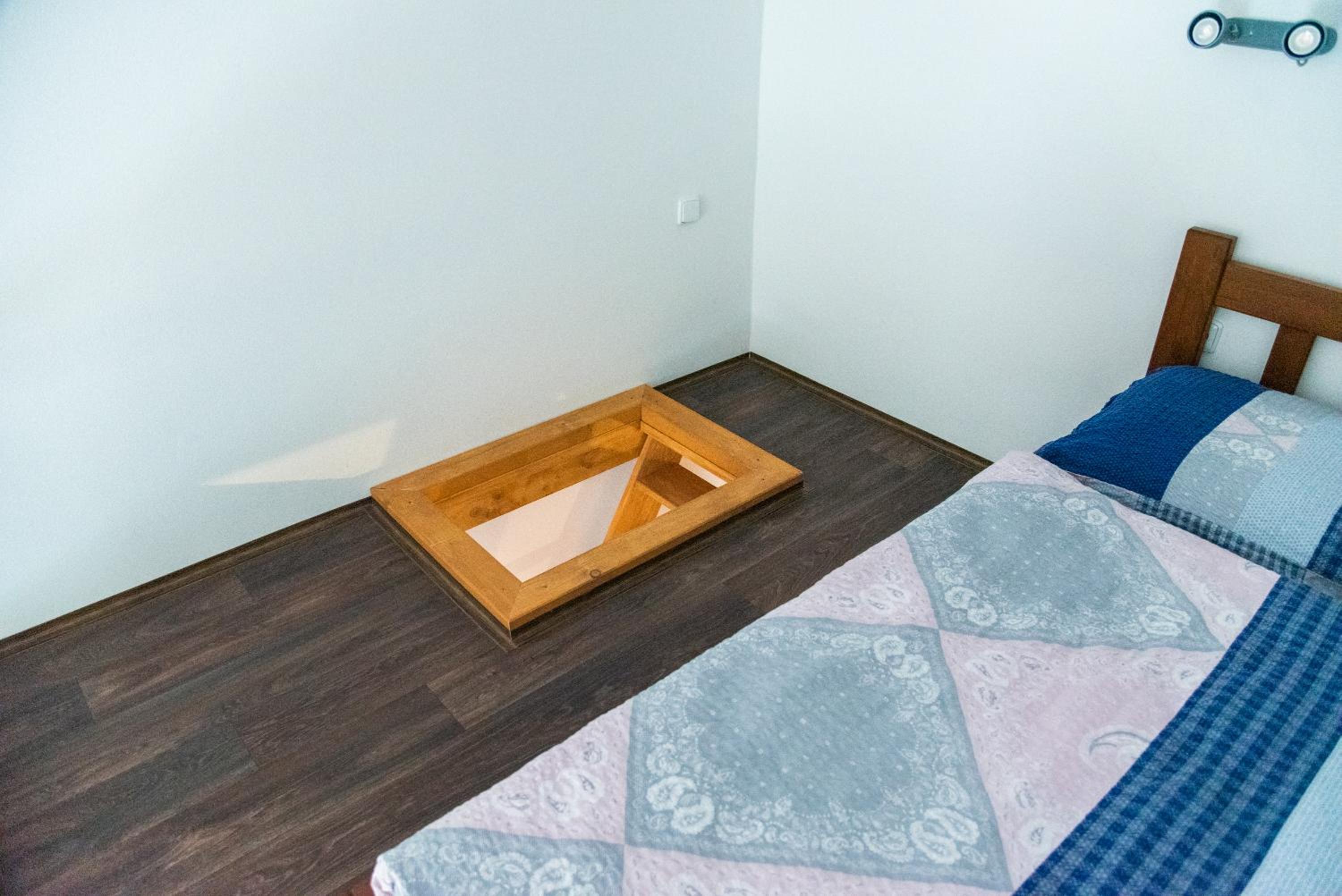 Apartment - Split Level - Photo 9
