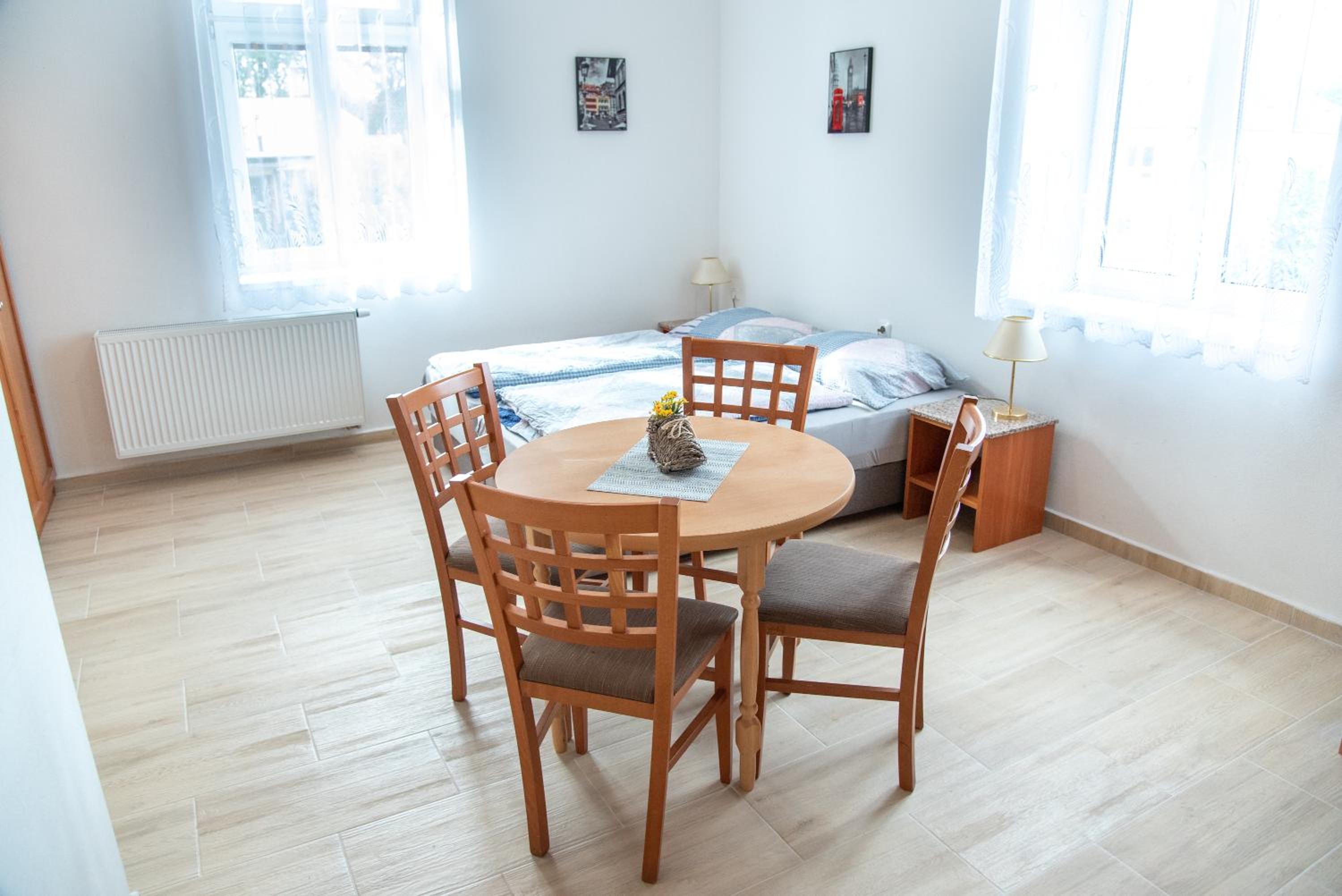 Apartment photo 1