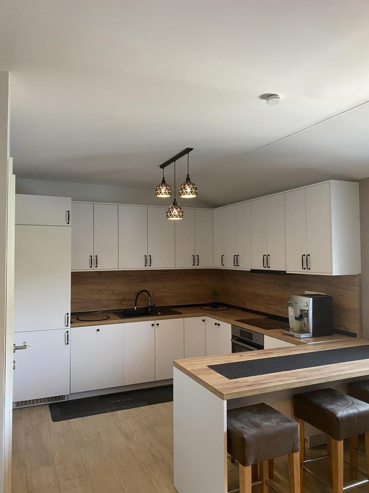 Three-Bedroom House photo 2