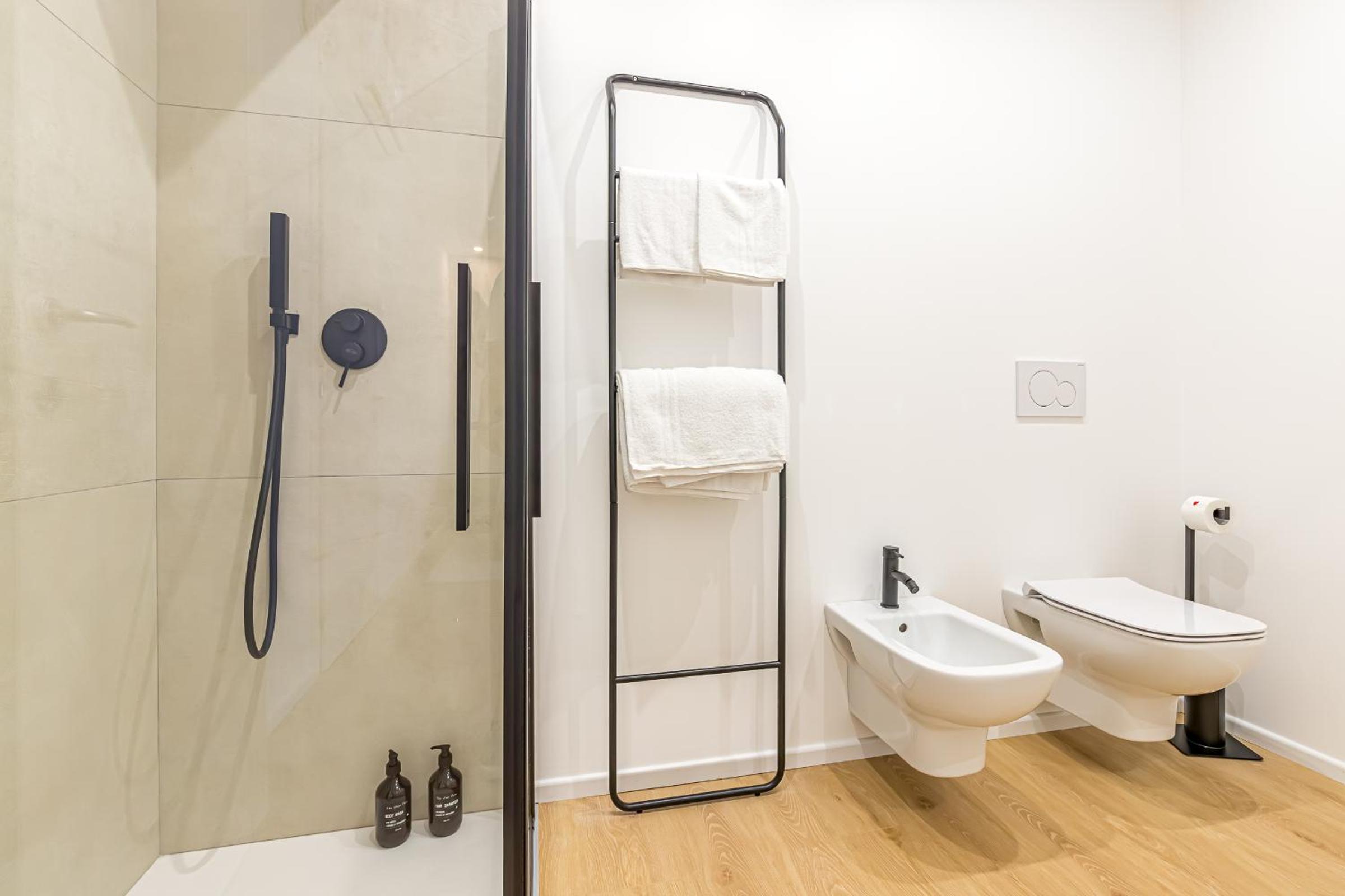 Double Room with Private Bathroom photo 2