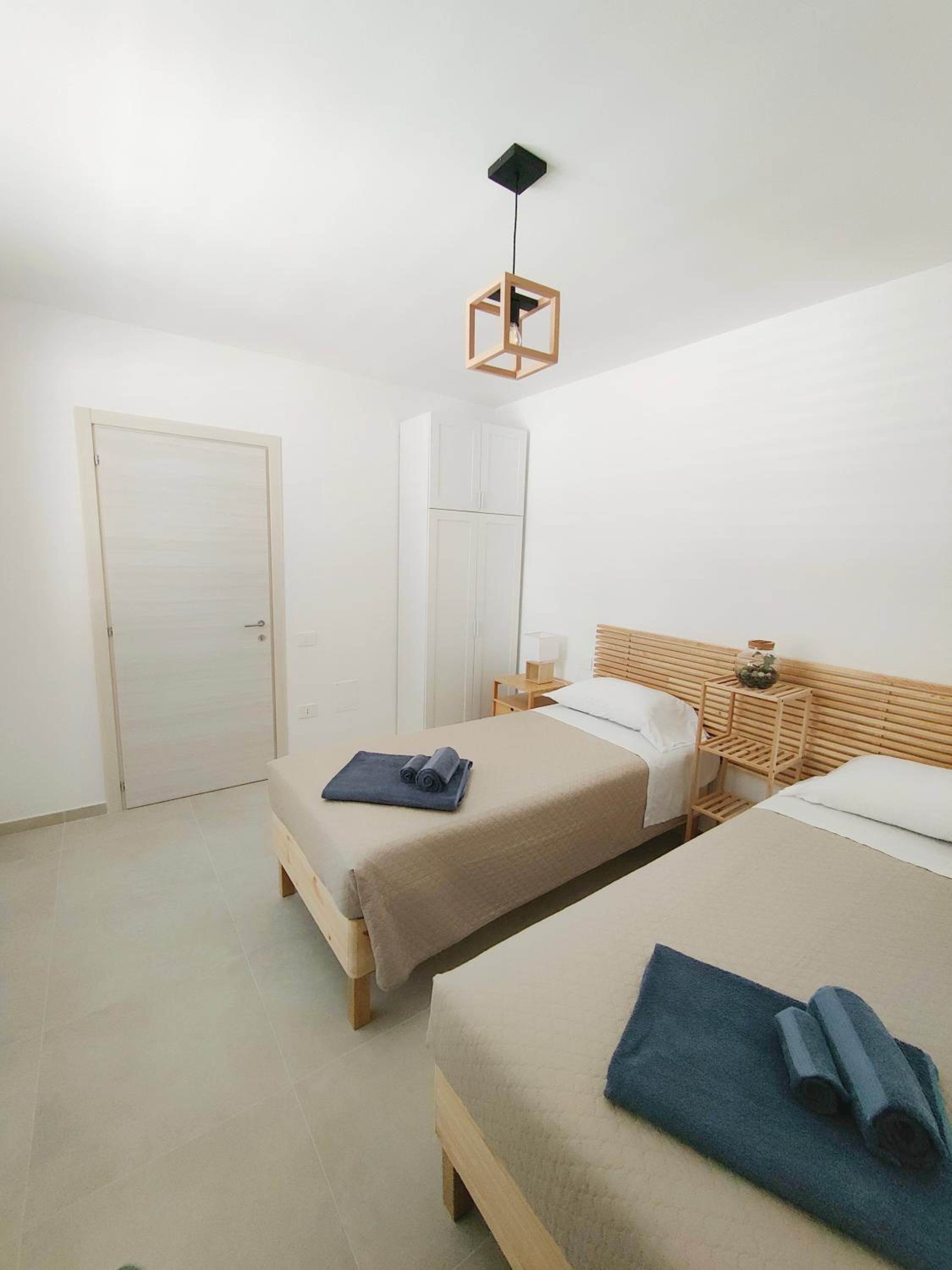 Twin Room with Shared Bathroom photo 1