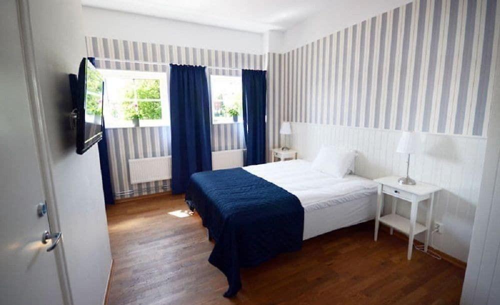 Double Room with Sea View - Photo 1
