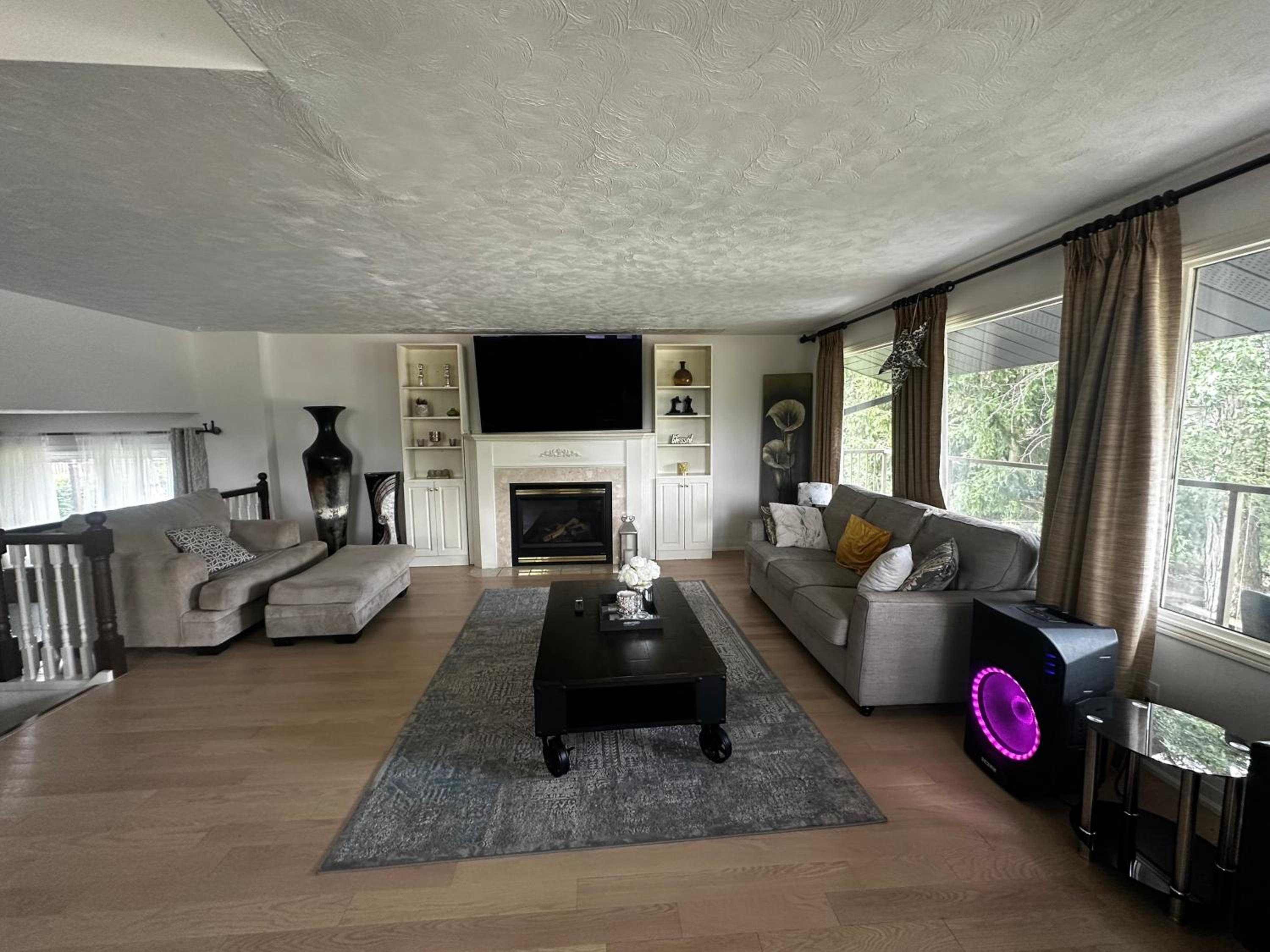 Villa photo 2