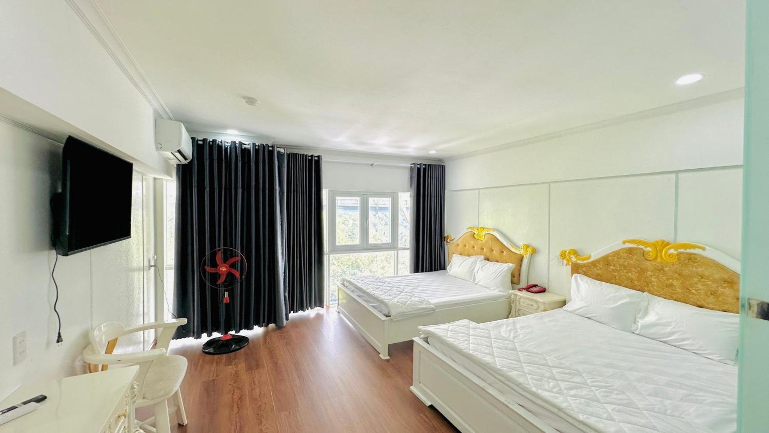 Standard Family Room