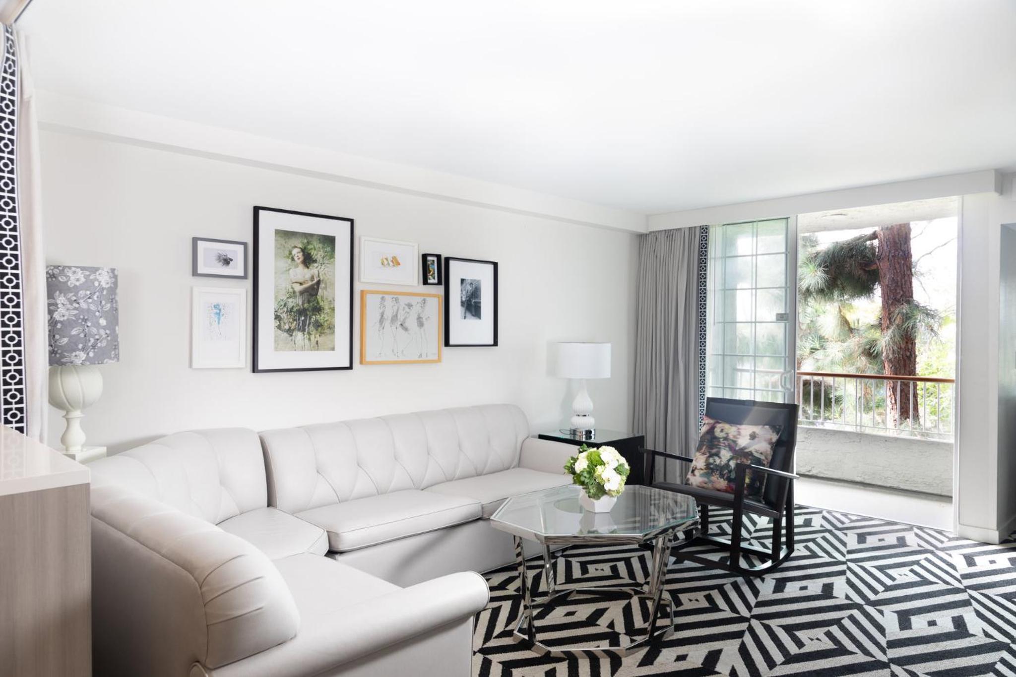 Premier King Suite with Balcony