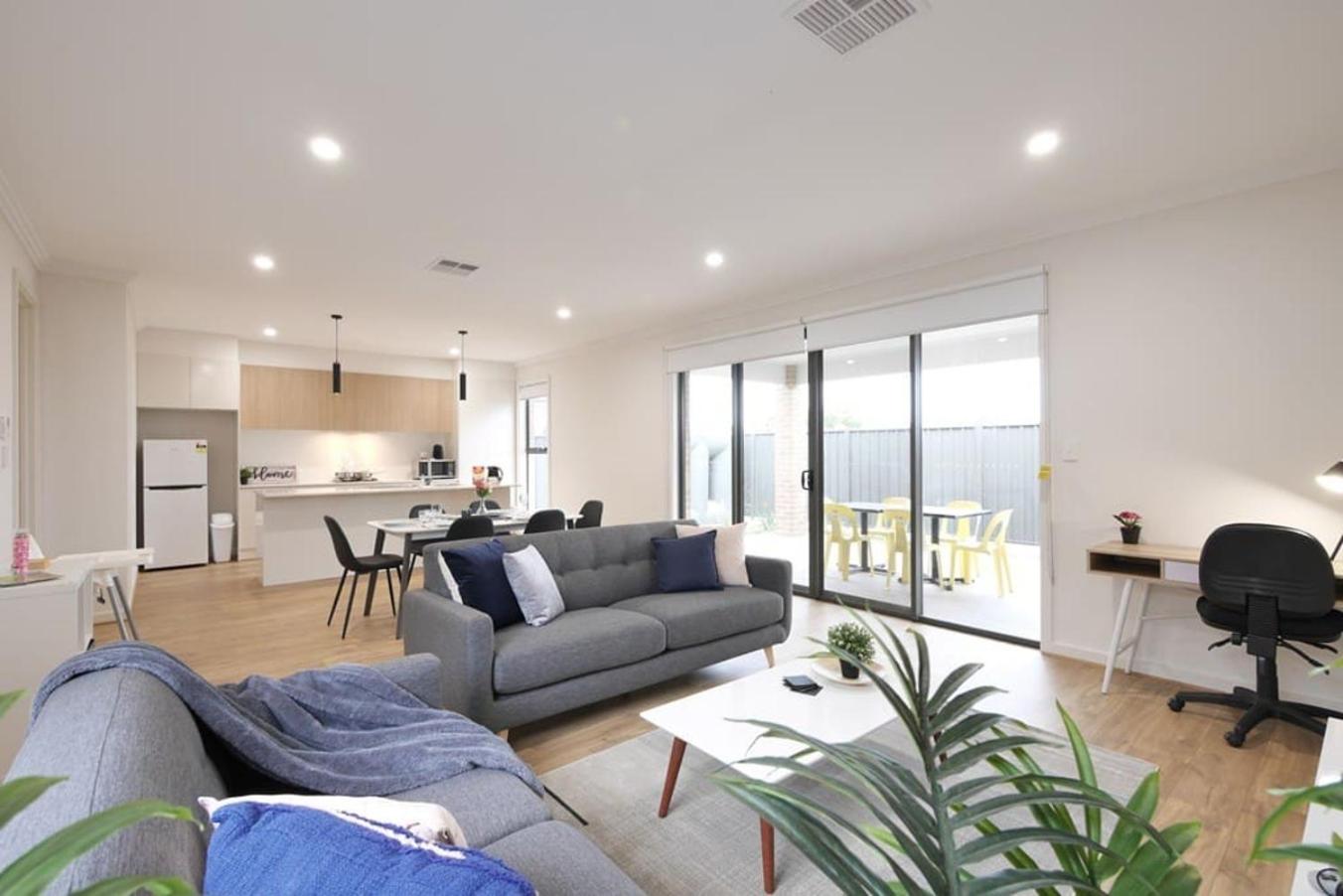 Three-Bedroom House photo 1