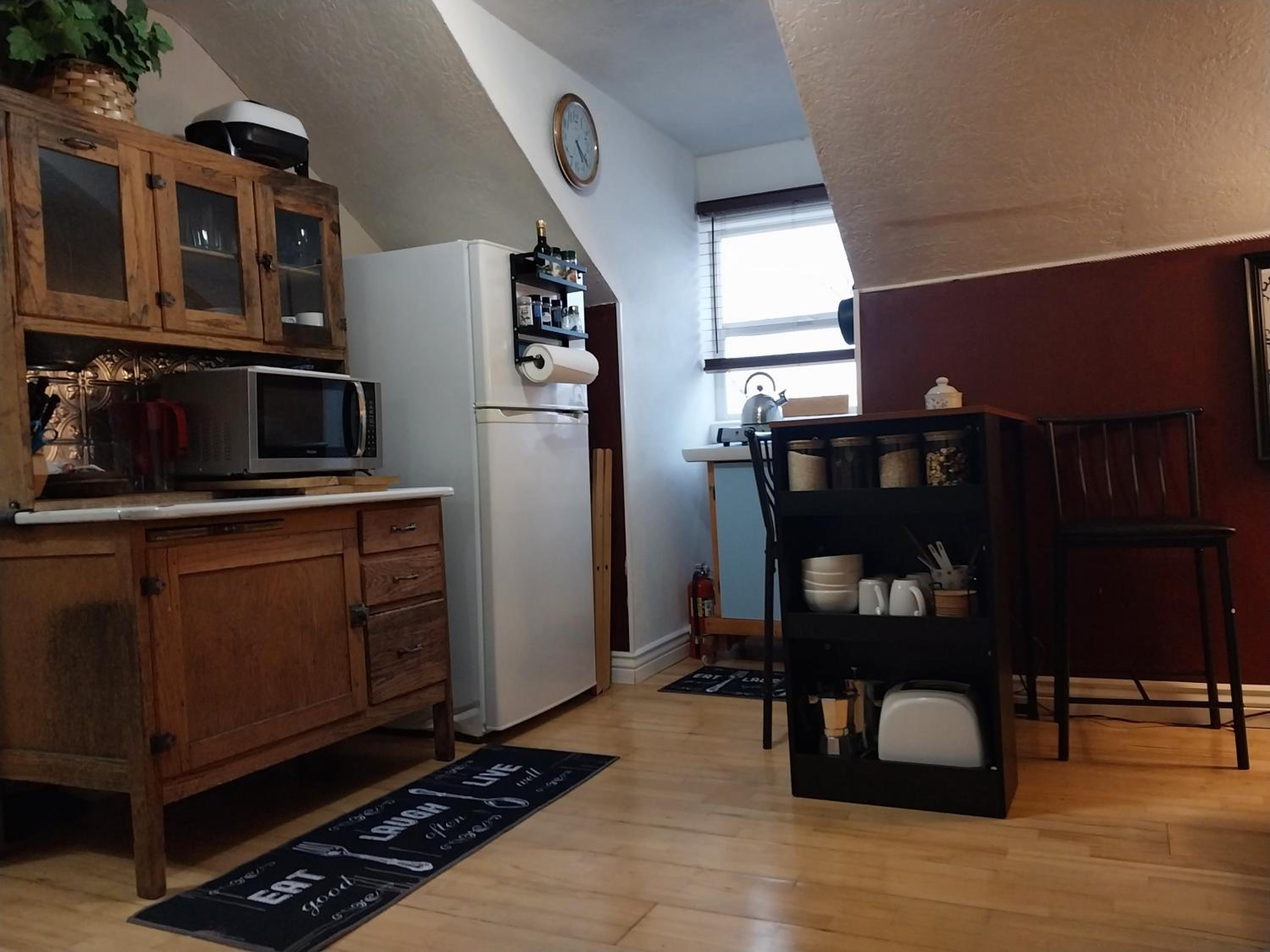 One-Bedroom Apartment photo 3