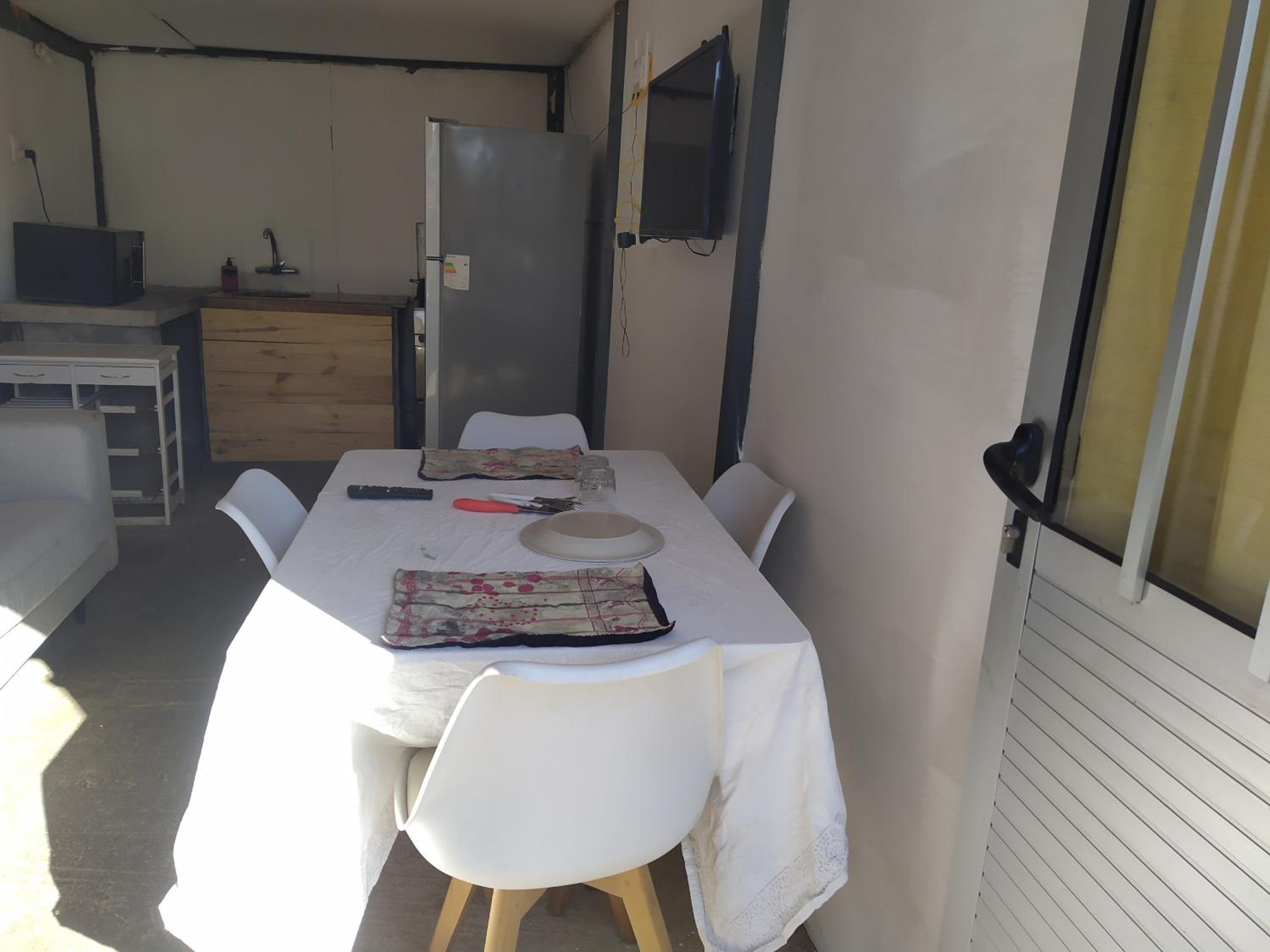 Double Room with Private Bathroom photo 3