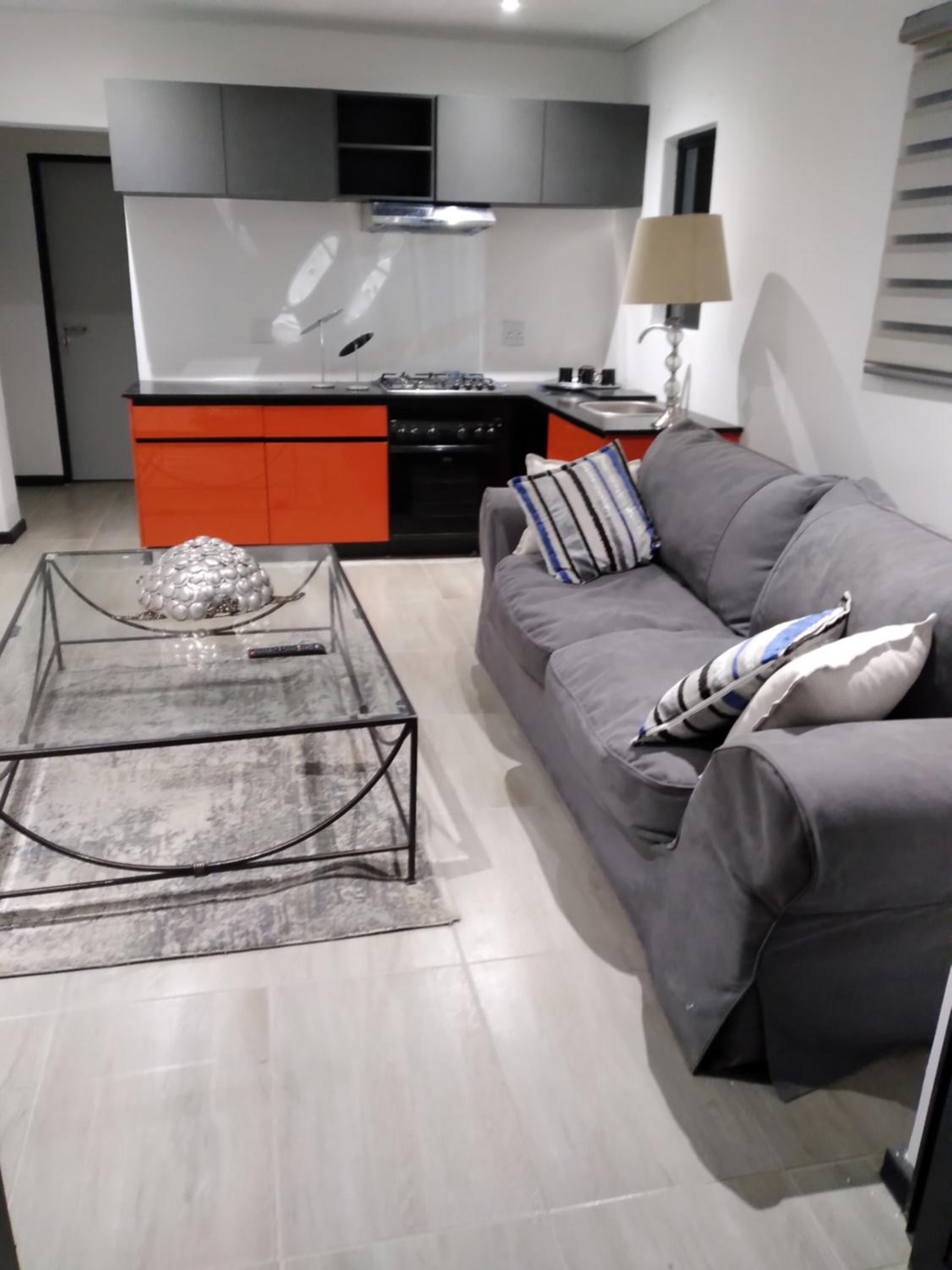 One-Bedroom Apartment photo 3