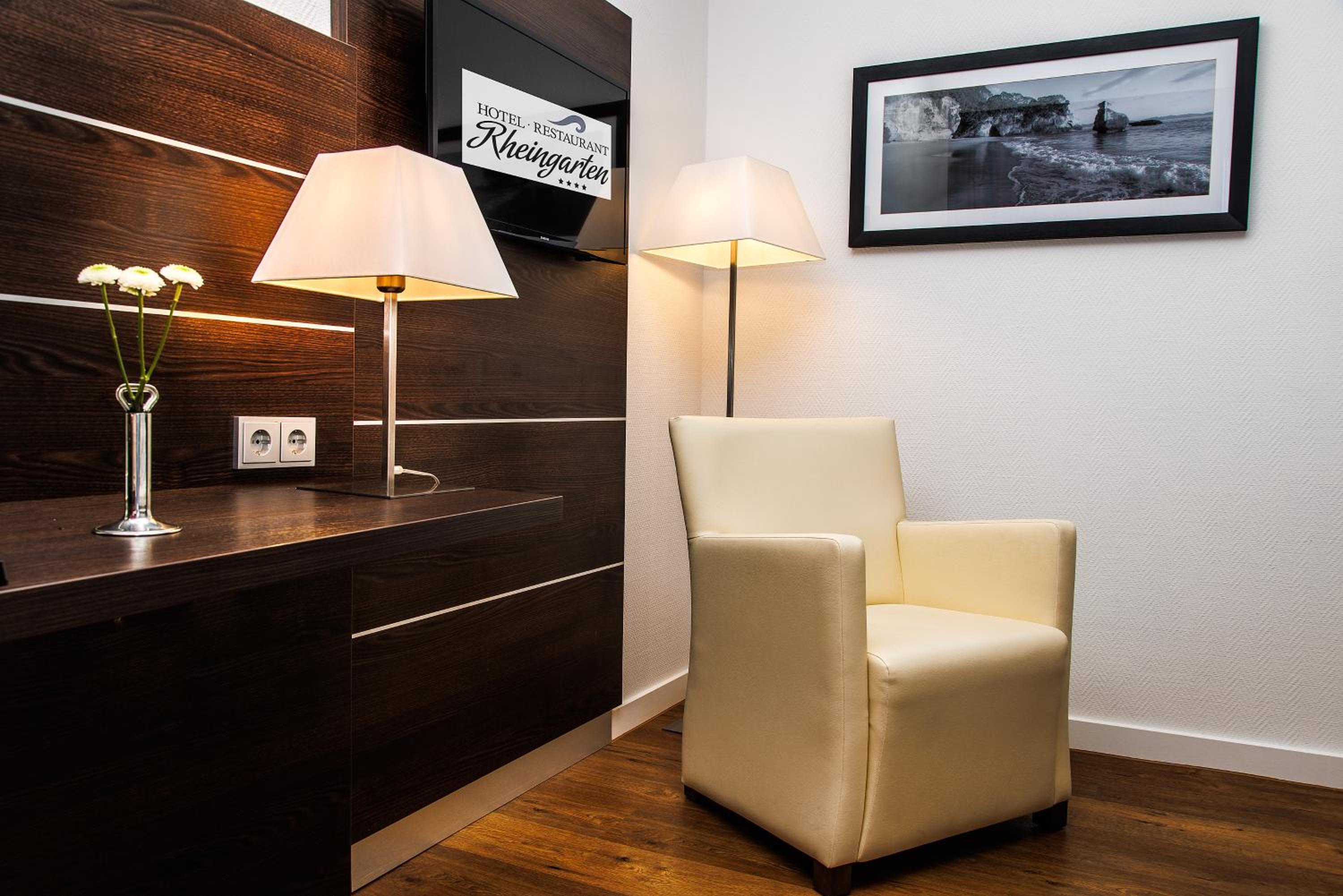 Comfort Double Room with River View