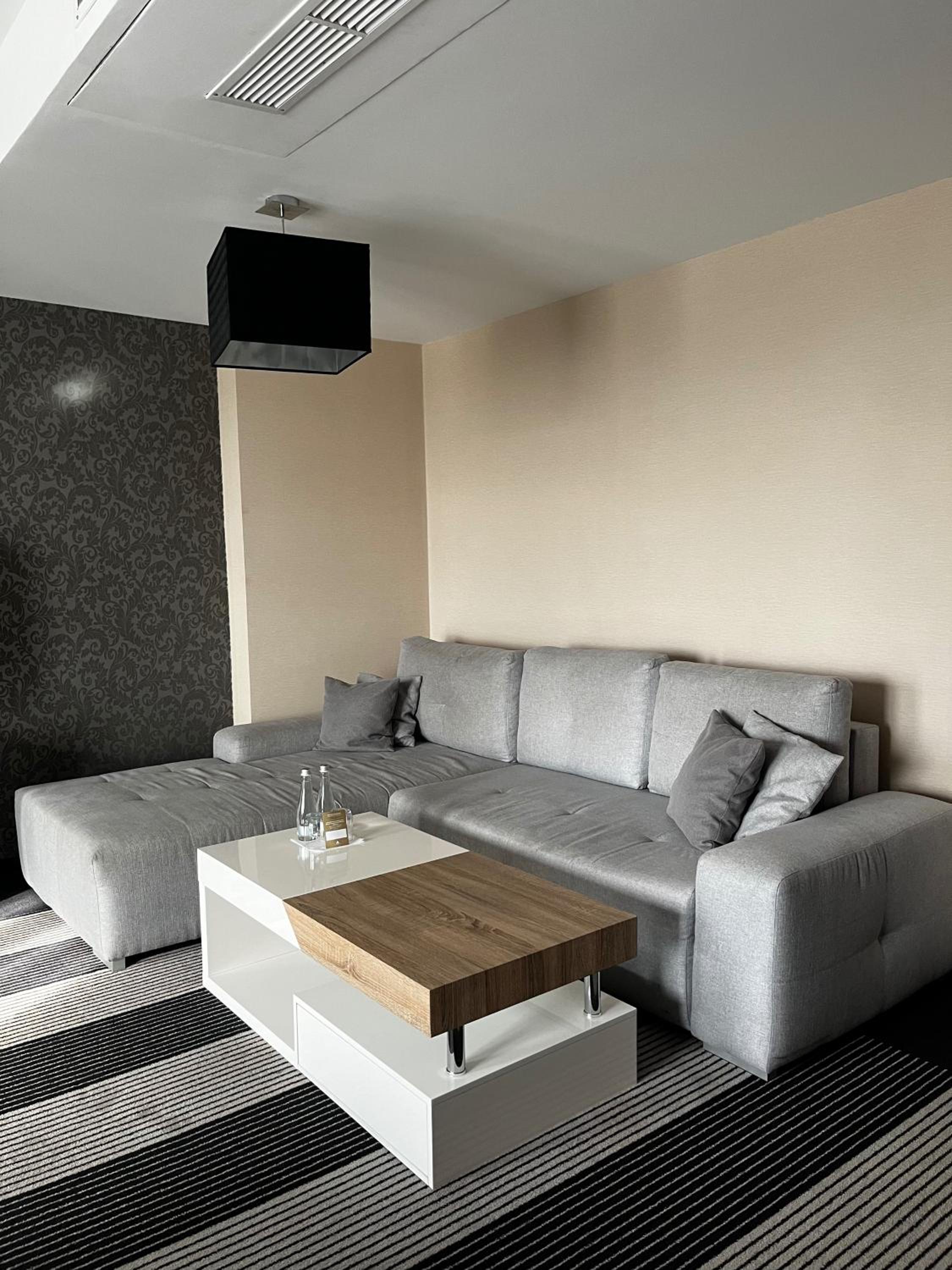Standard Apartment - Photo 2