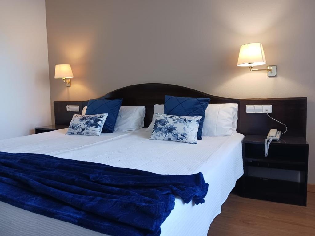 Superior Double or Twin Room - Photo 1