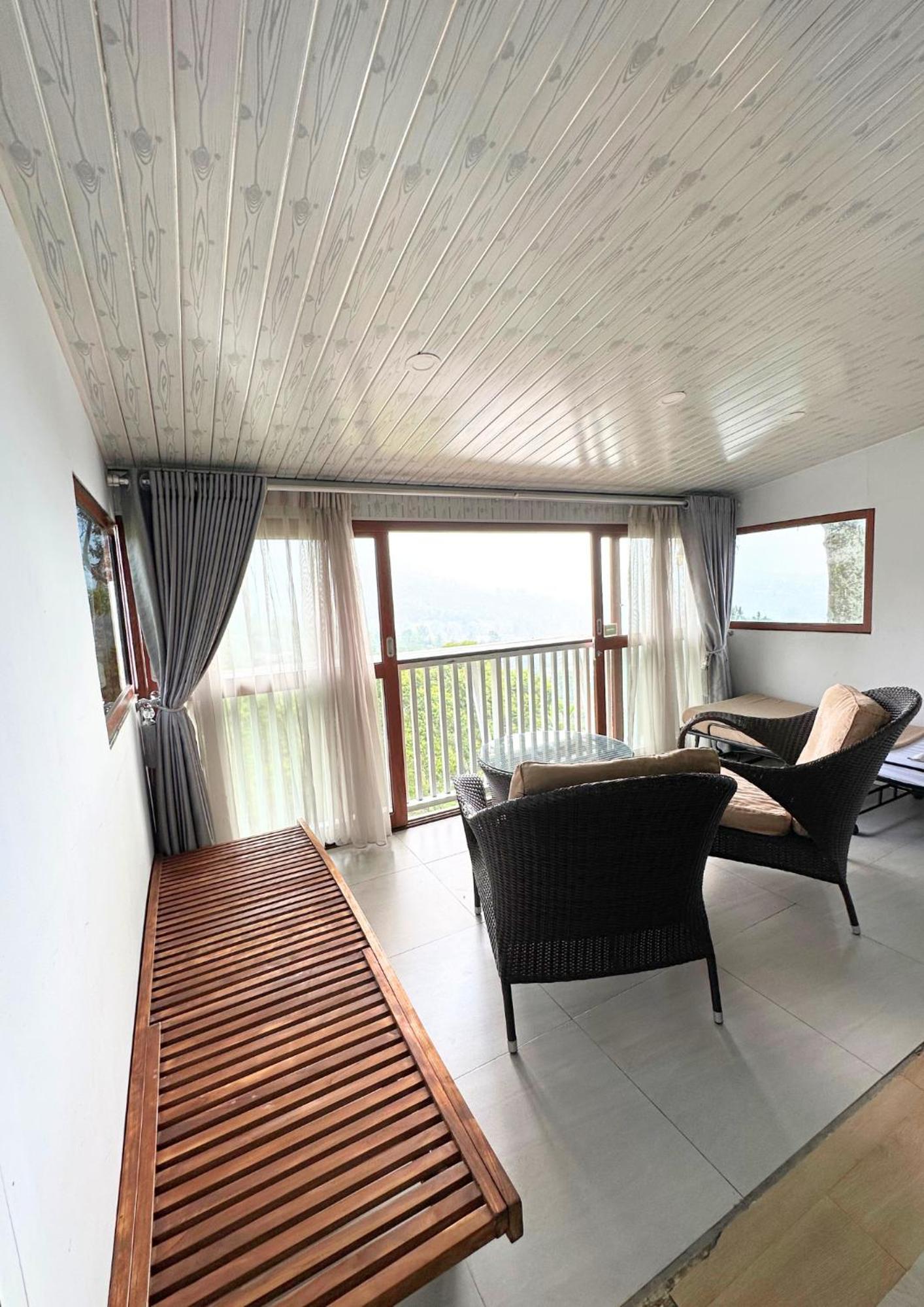 Double Room with Extra Bed photo 3