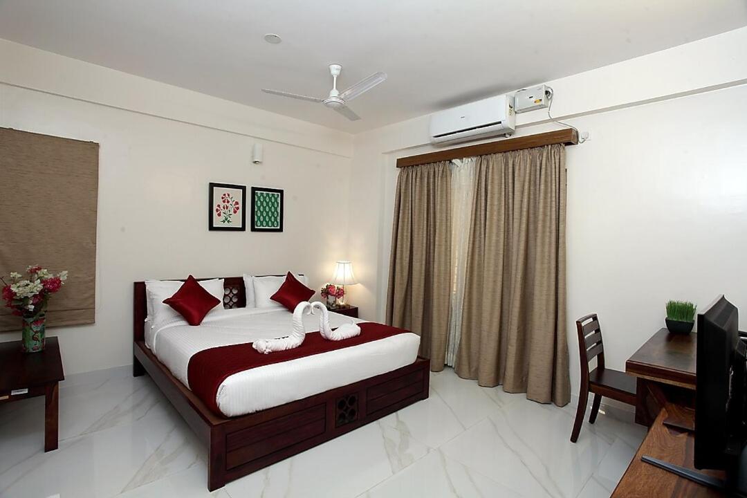 Four-Bedroom Deluxe Apartment - Photo 1