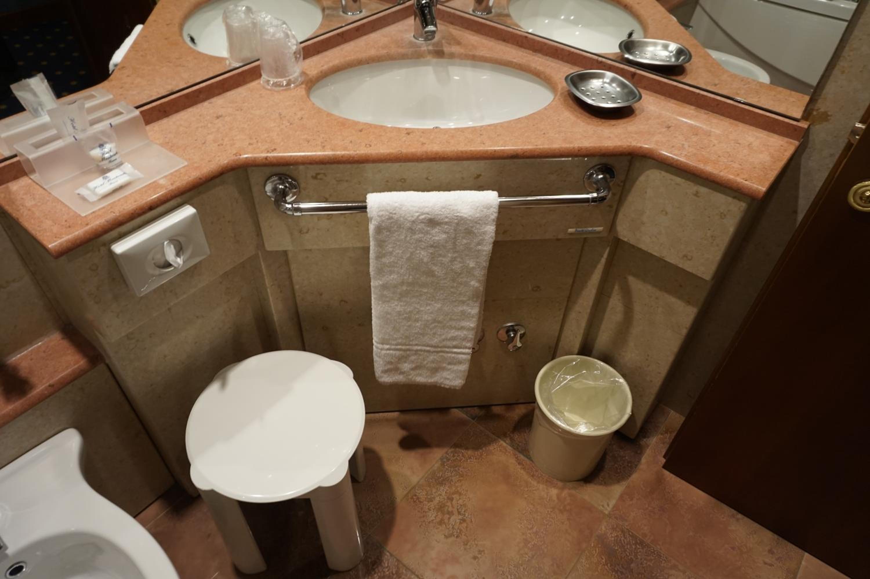 Superior Single Room