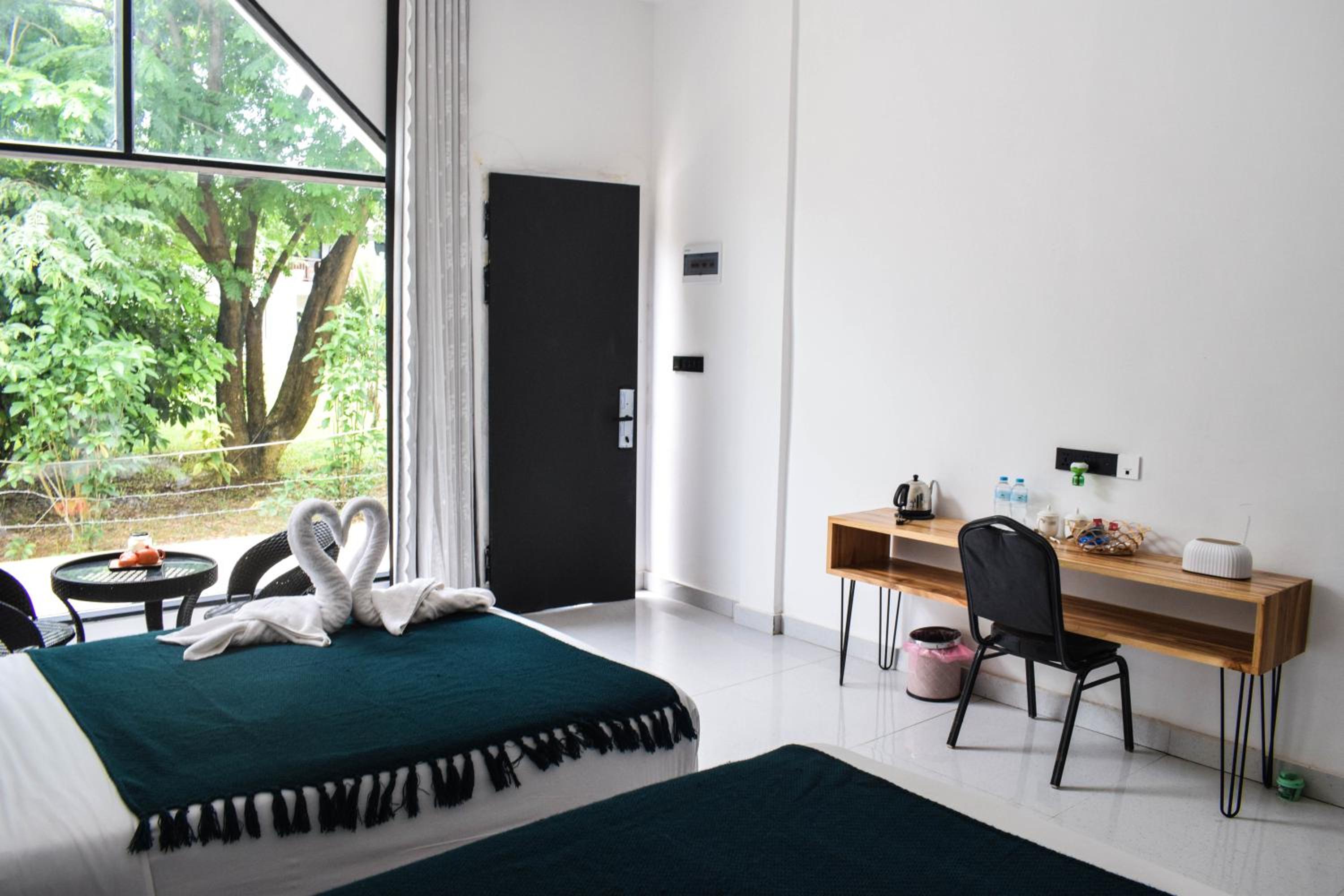 Standard Twin Room with Garden View