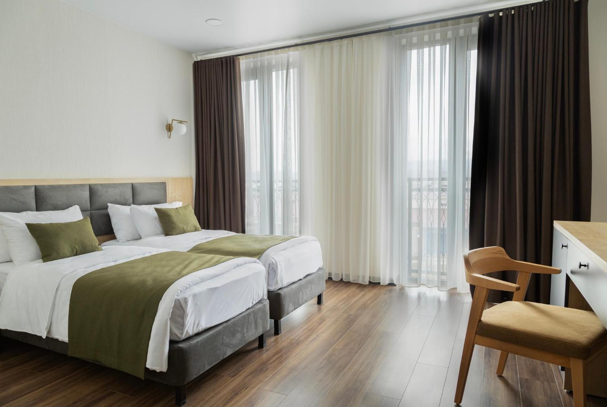 Standard Double or Twin Room - Photo 1