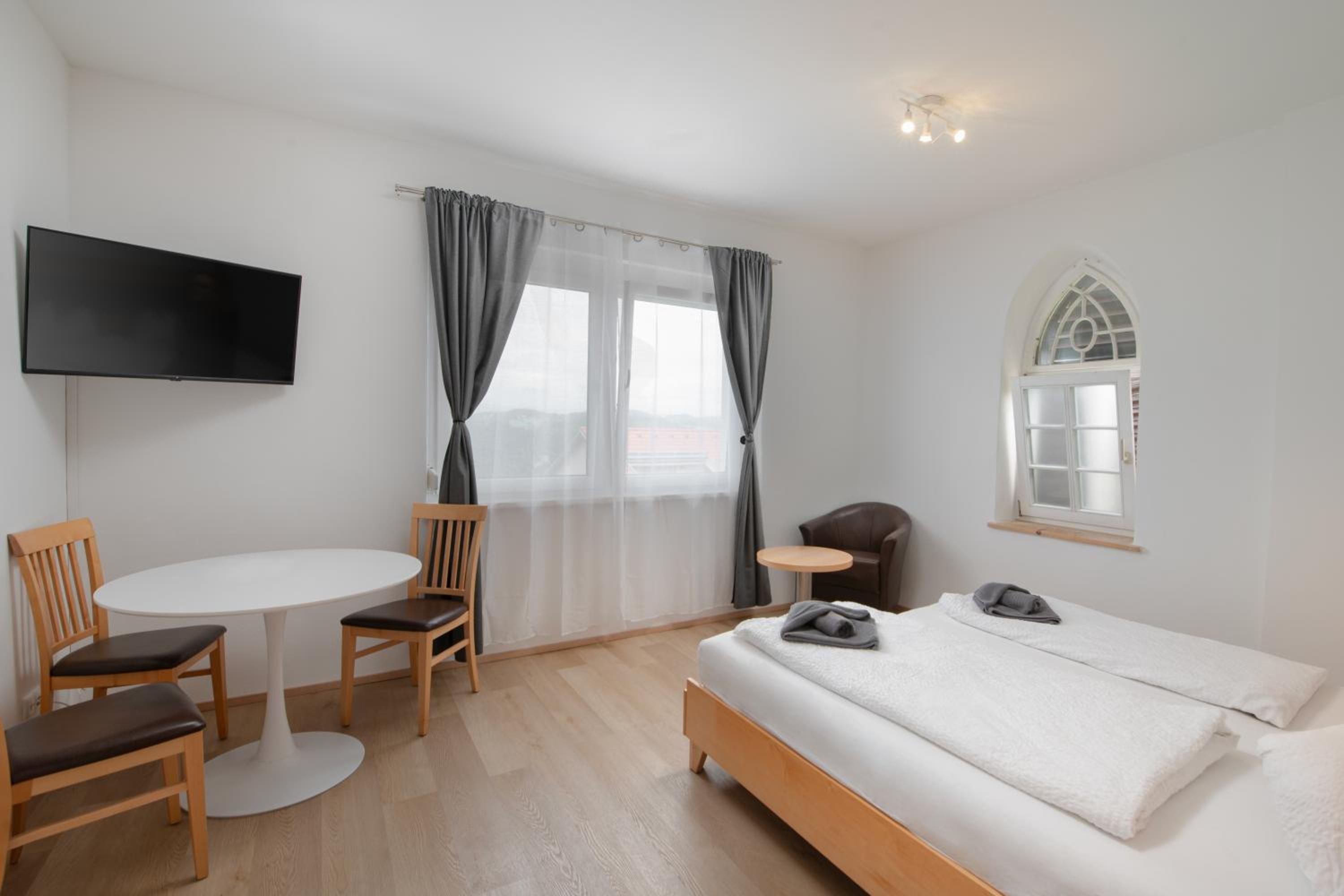 Studio Apartment photo 1