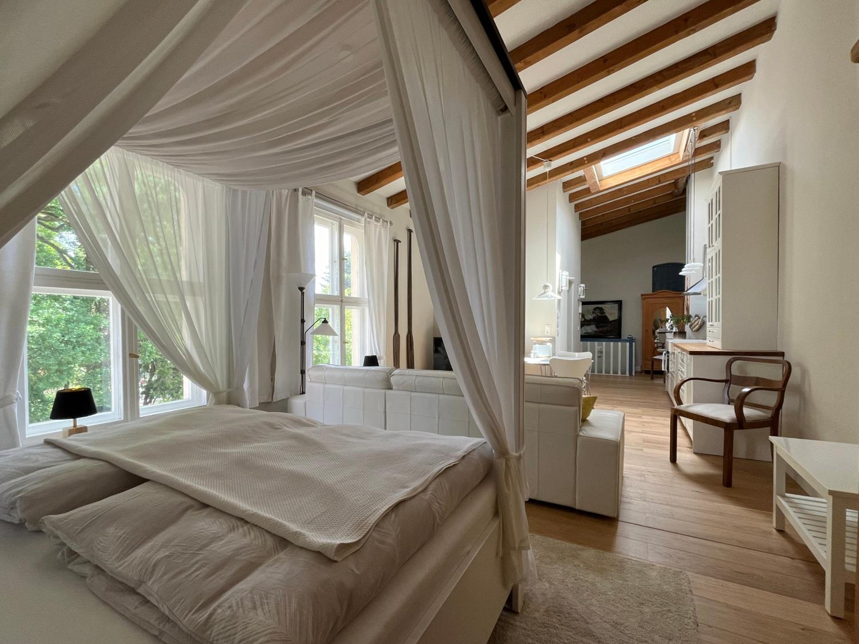 One-Bedroom Apartment with Garden View photo 1