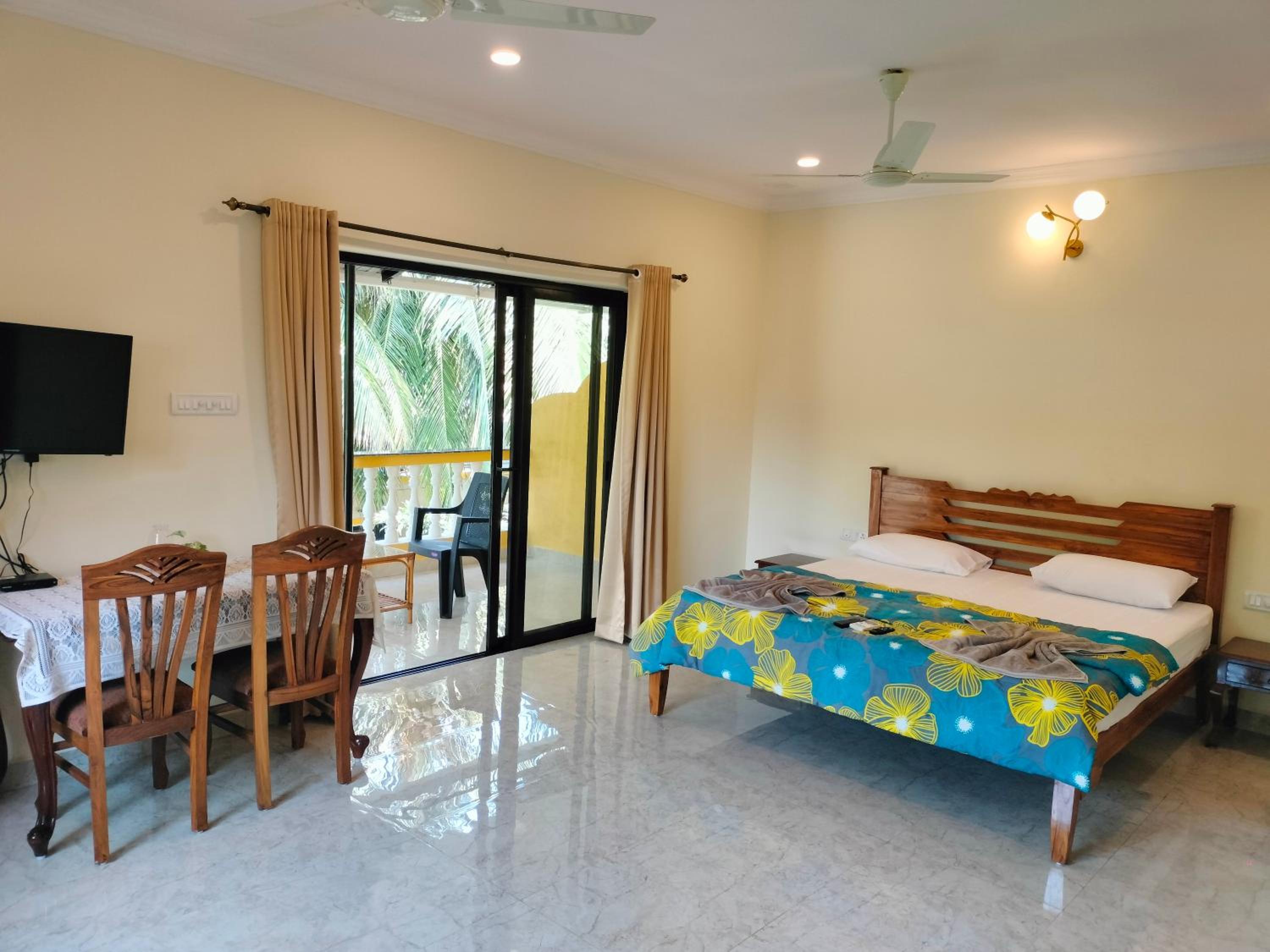 King Room with Balcony