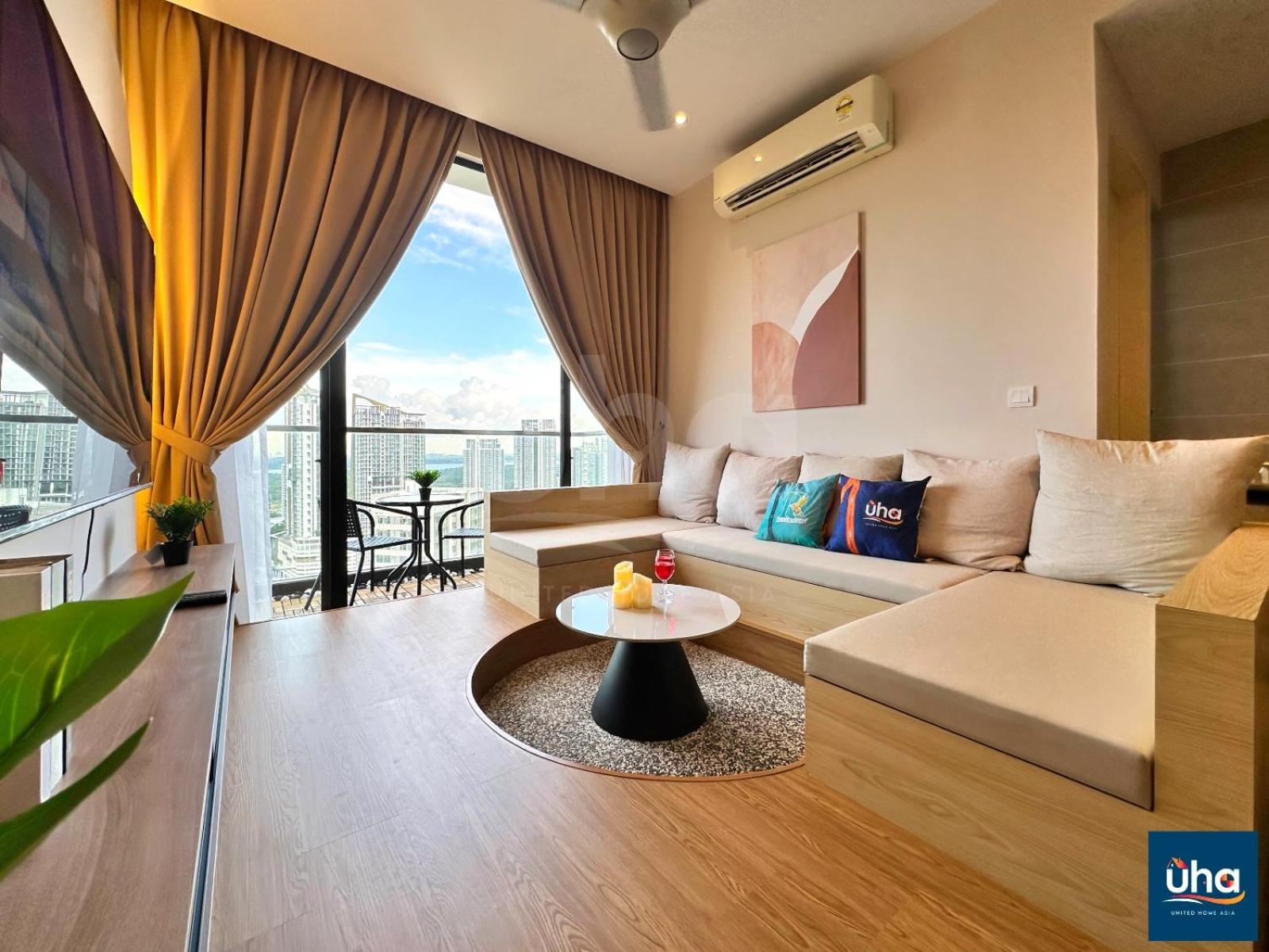 Two-Bedroom Apartment With Lake View photo 3
