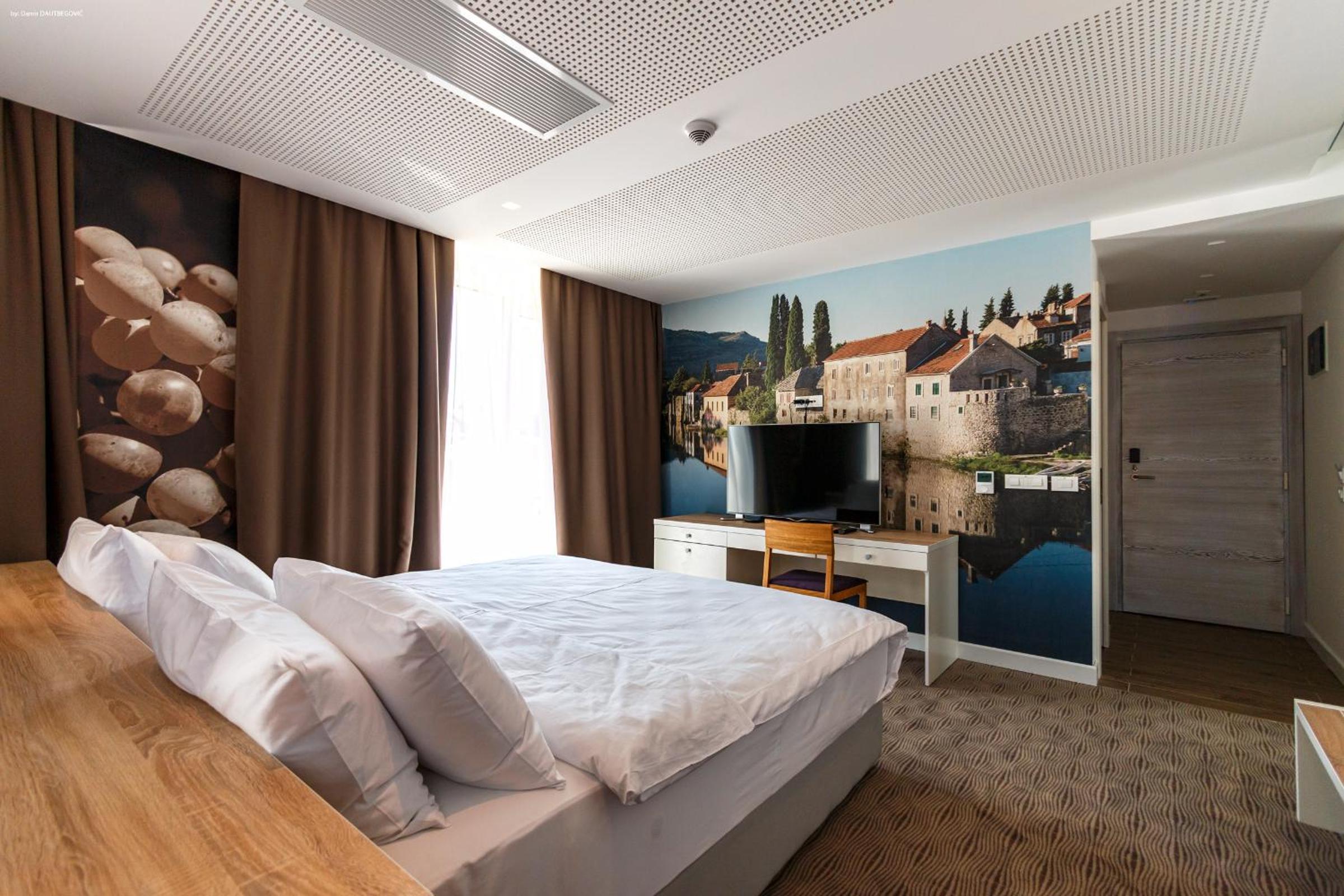 Junior Suite with Terrace - Photo 7