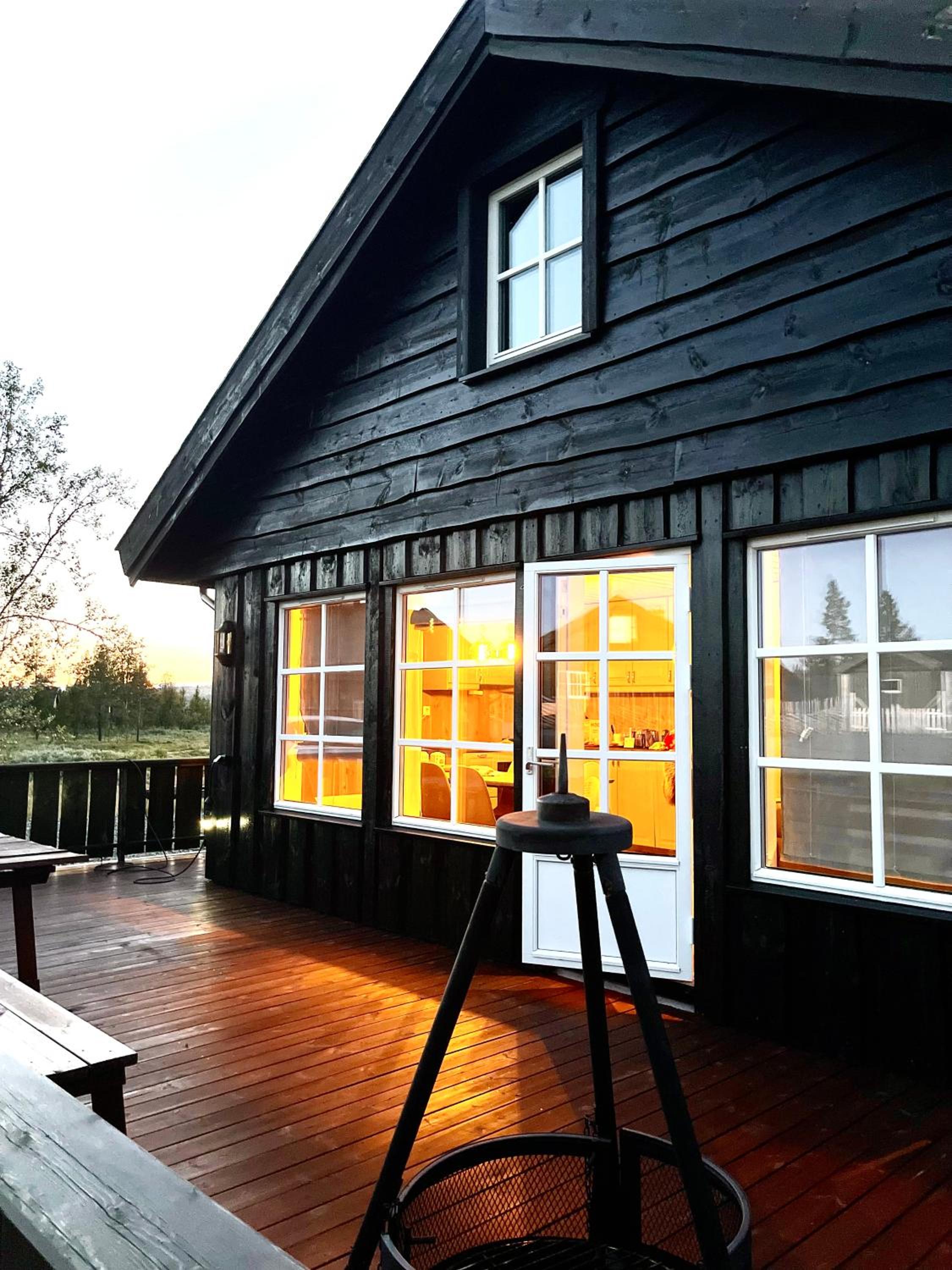Two-Bedroom House - Photo 1