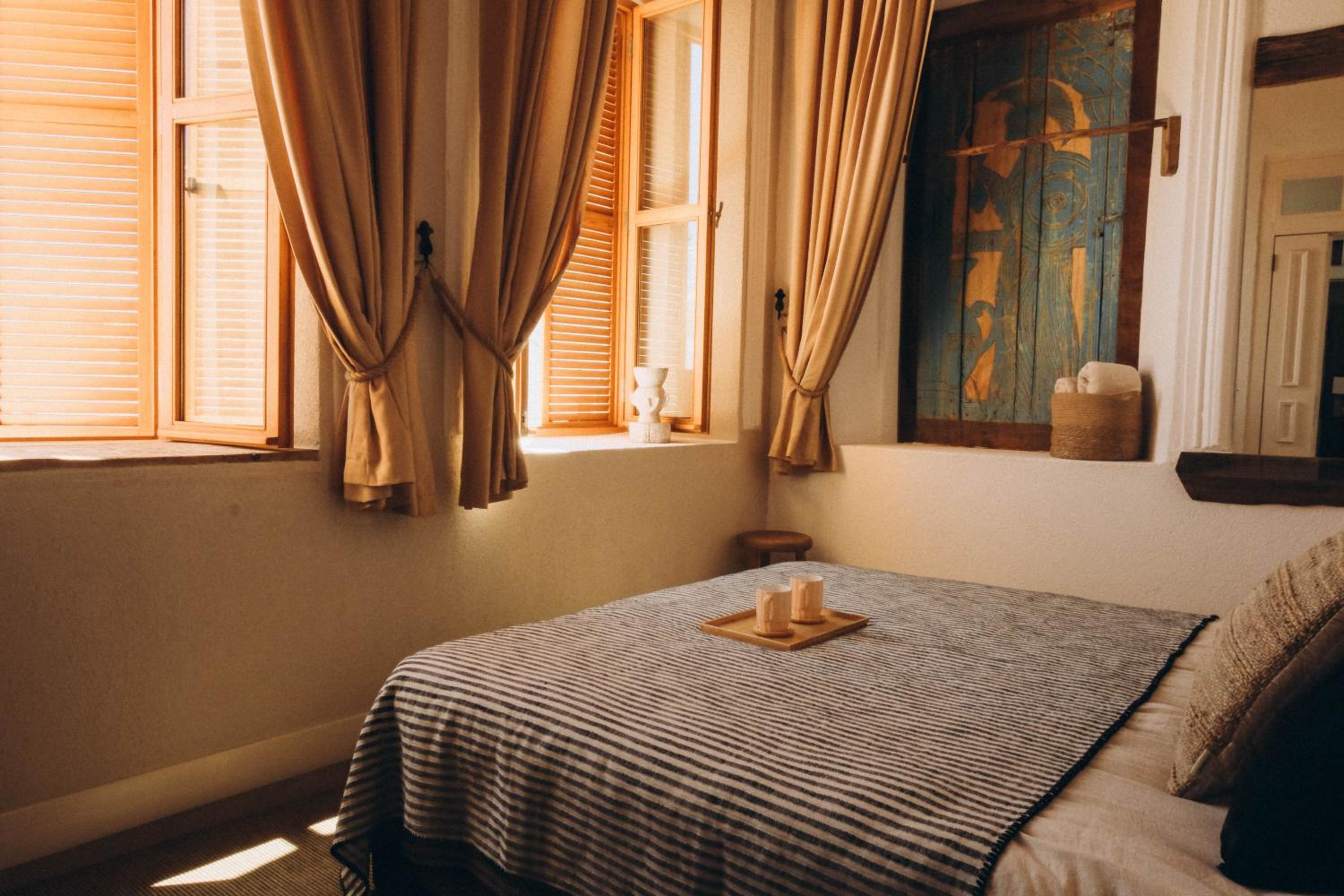 Deluxe King Room photo 1