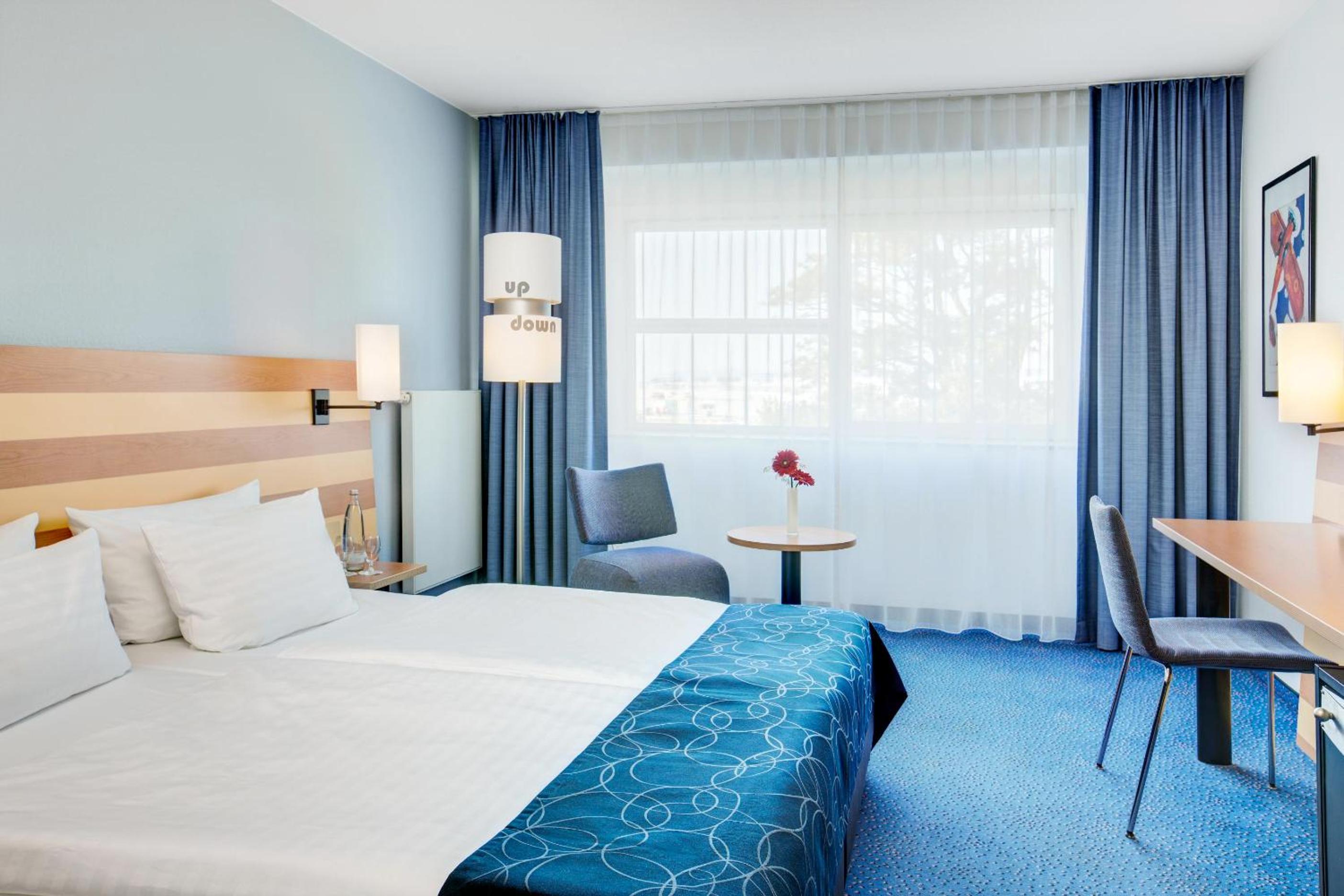 Standard Plus Double or Twin Room - Photo 1