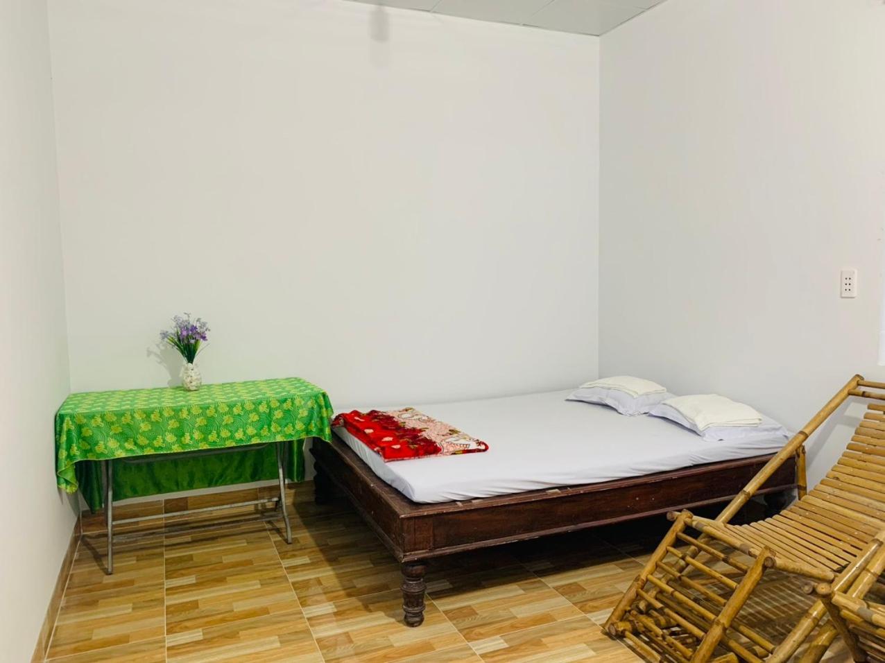 Family Room with Terrace photo 3