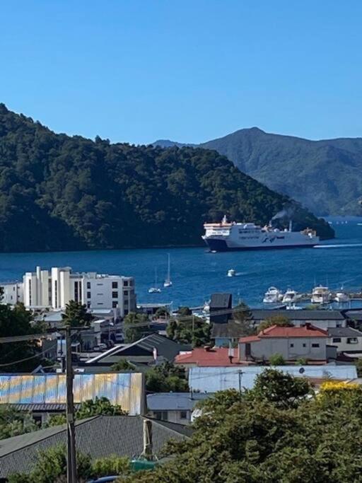 海景两卧室公寓
