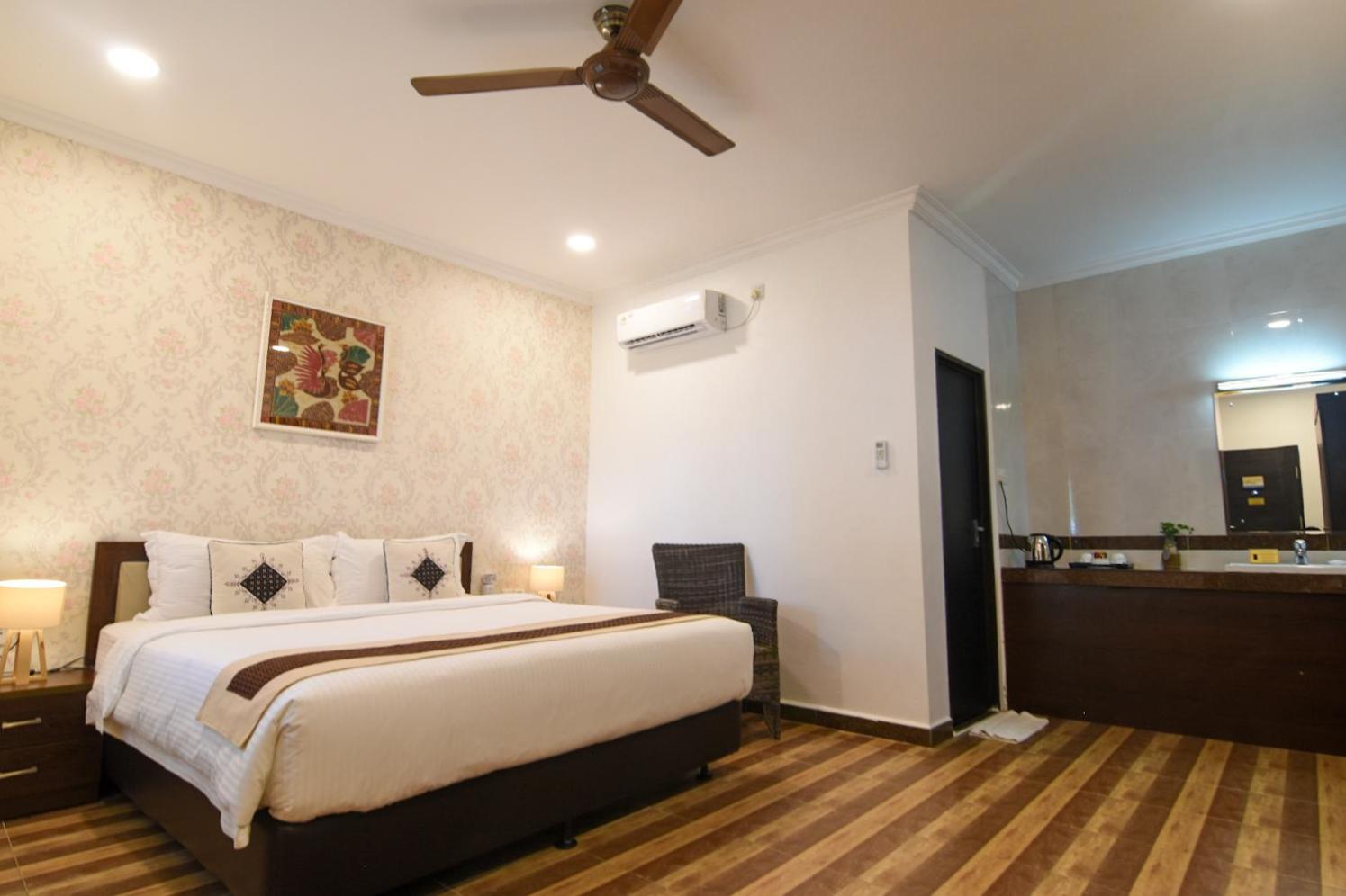 Deluxe Double Room with Garden View photo 1