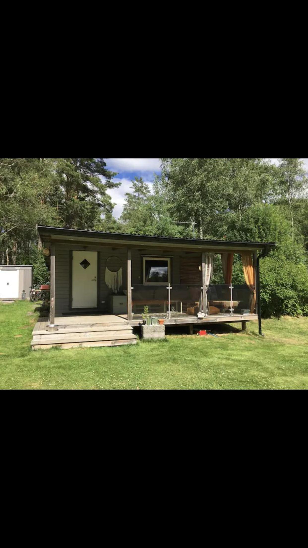 One-Bedroom House photo 1