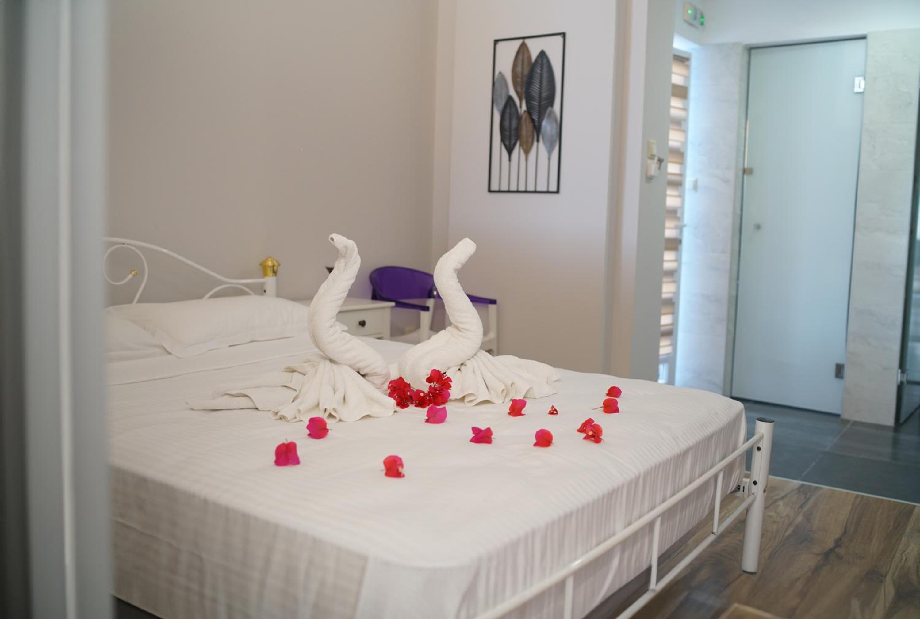 Deluxe Suite with Sea View