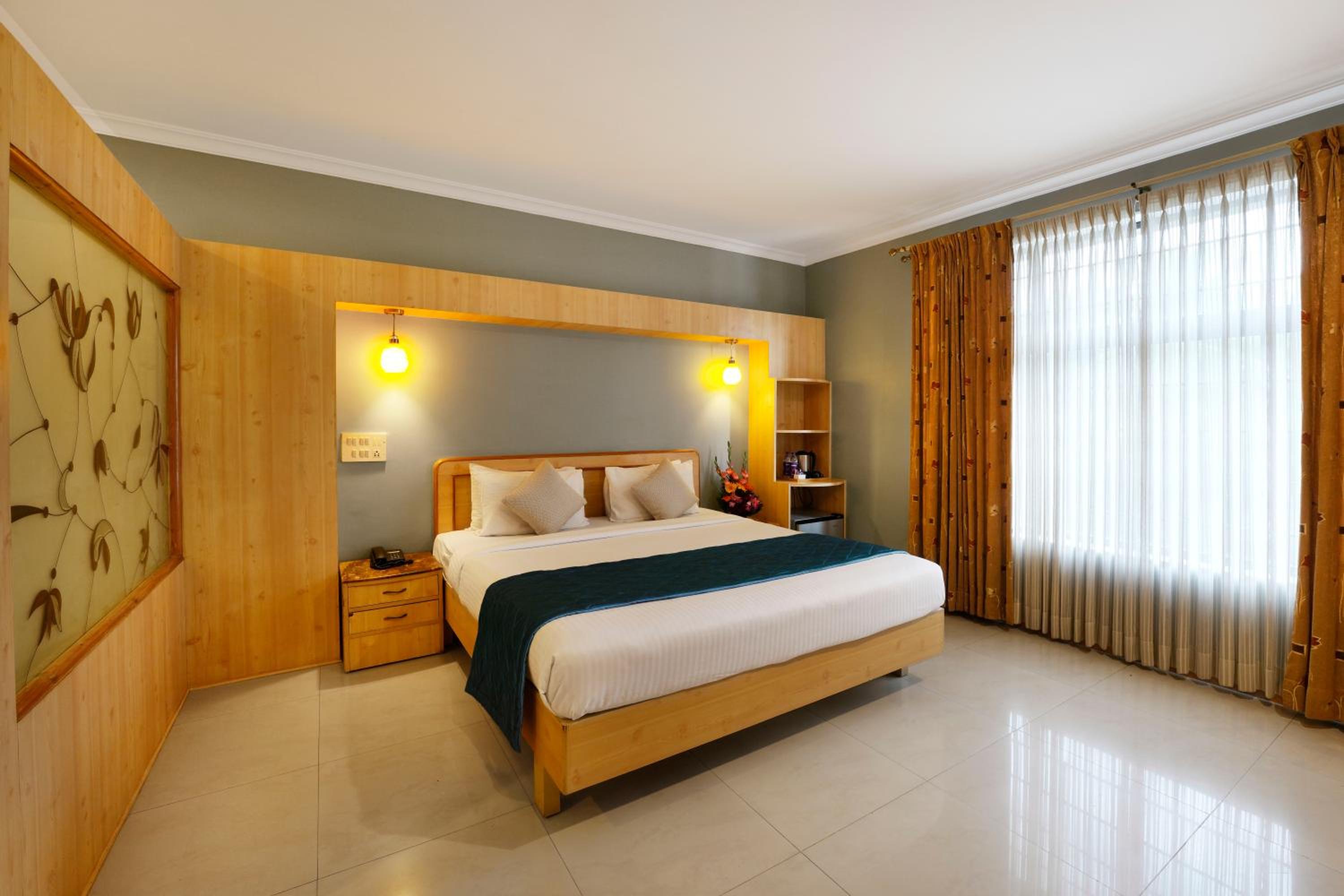 Suite - Photo 8