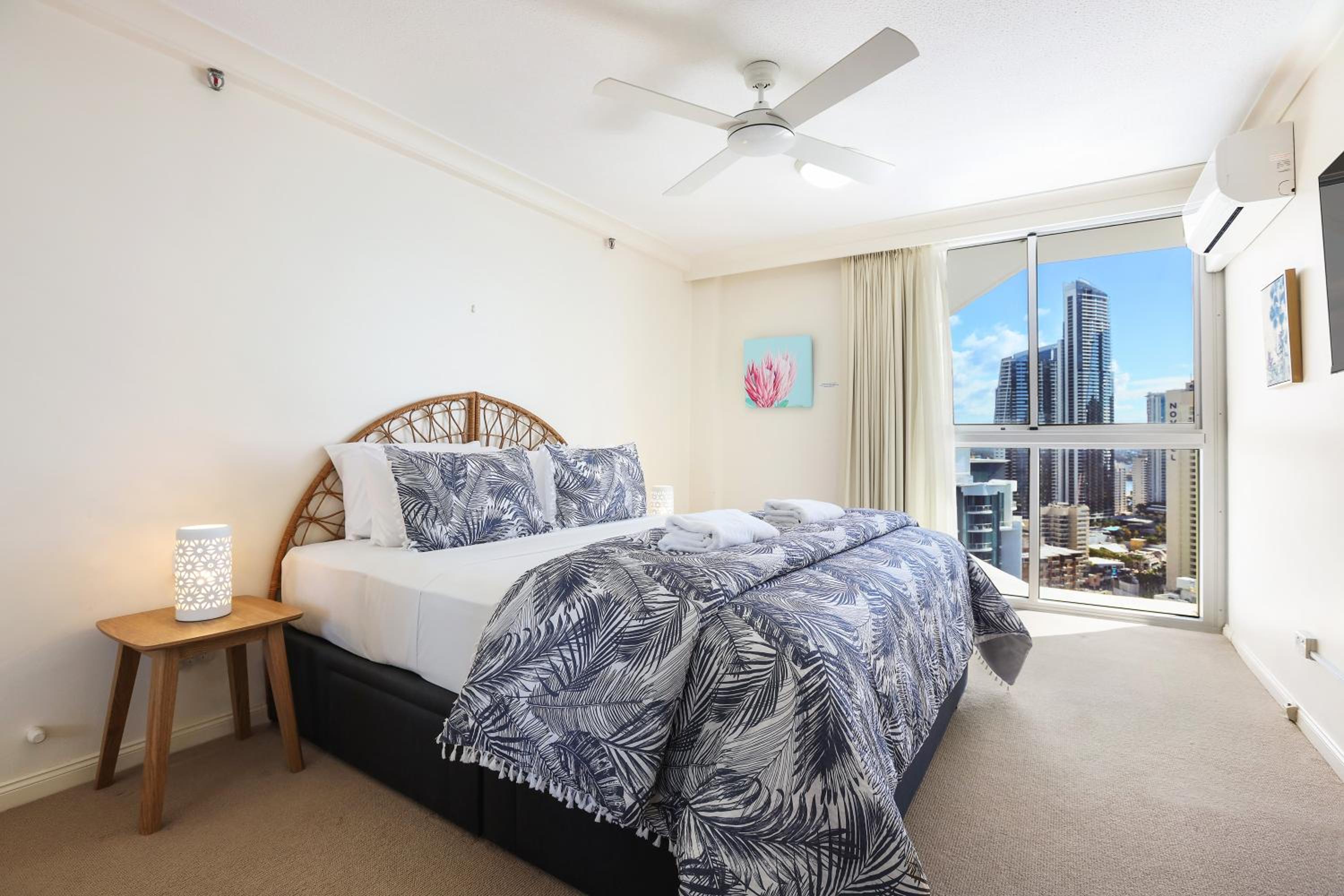 Two-Bedroom Apartment - 29C Peninsula