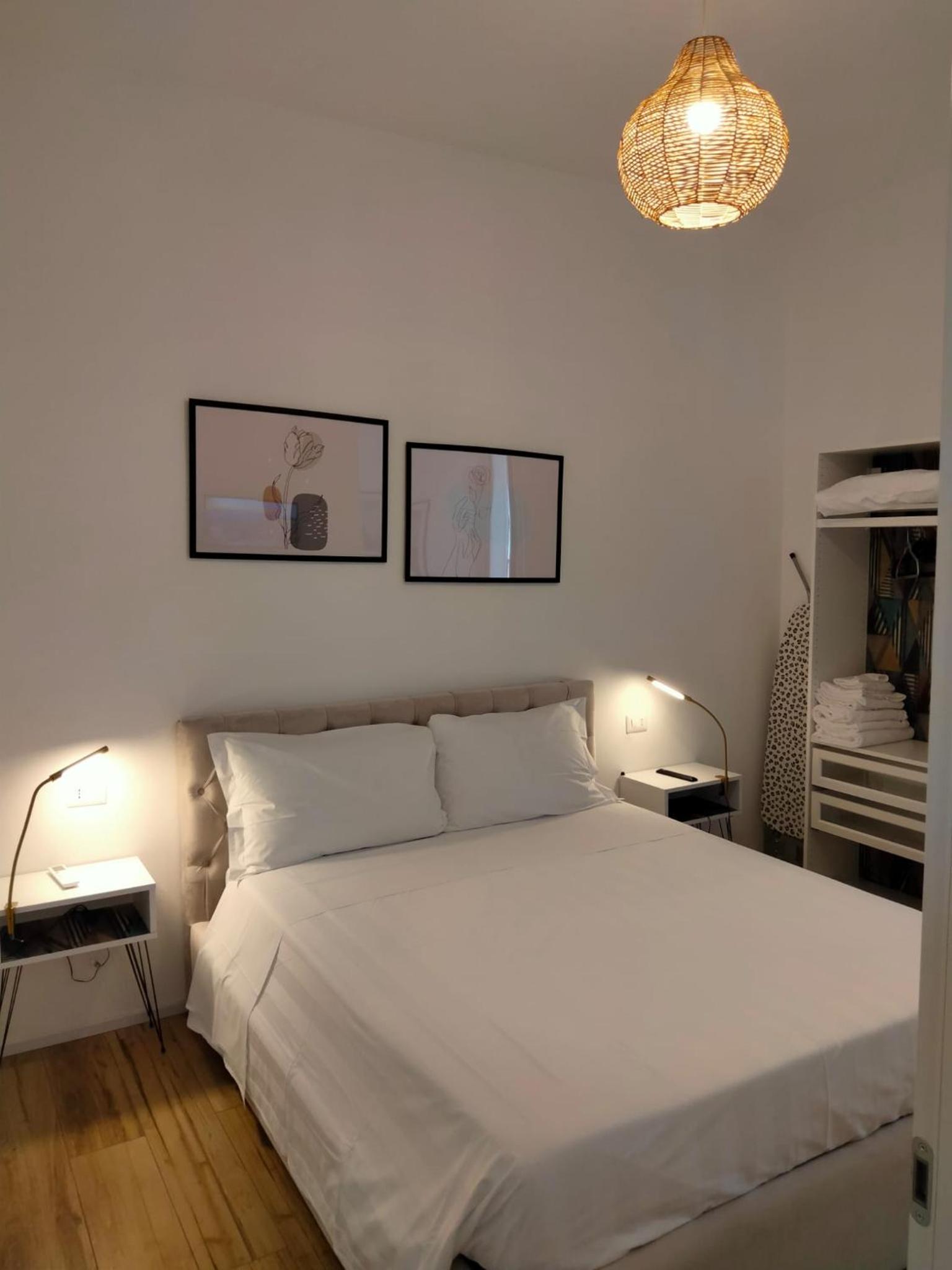 Two-Bedroom Apartment Separate Building - Photo 9